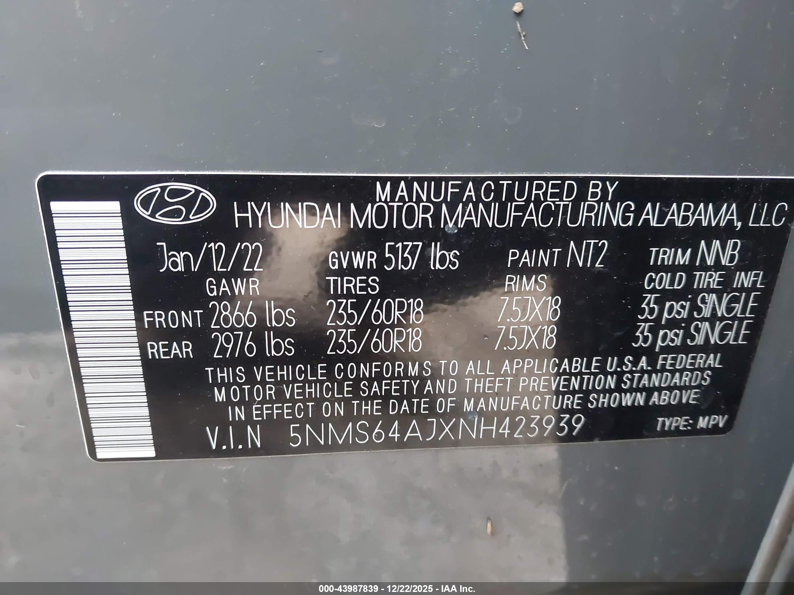 HYUNDAI SANTA image 9