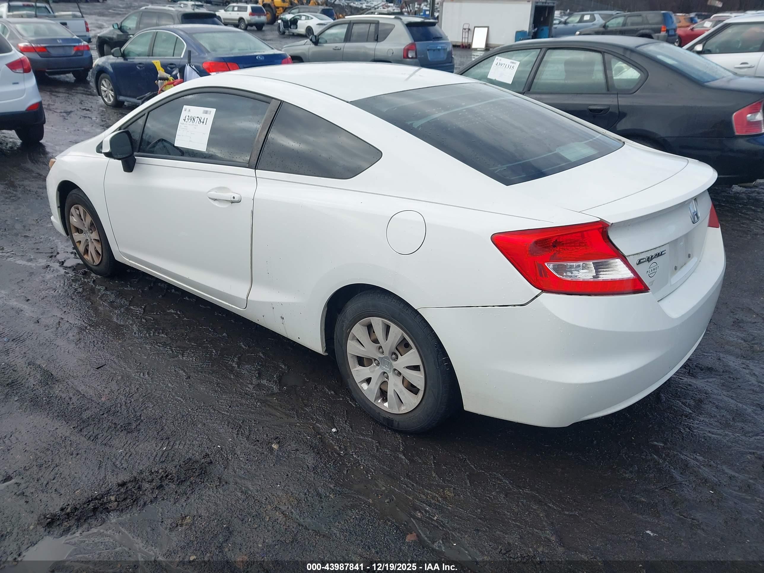 HONDA CIVIC image 3