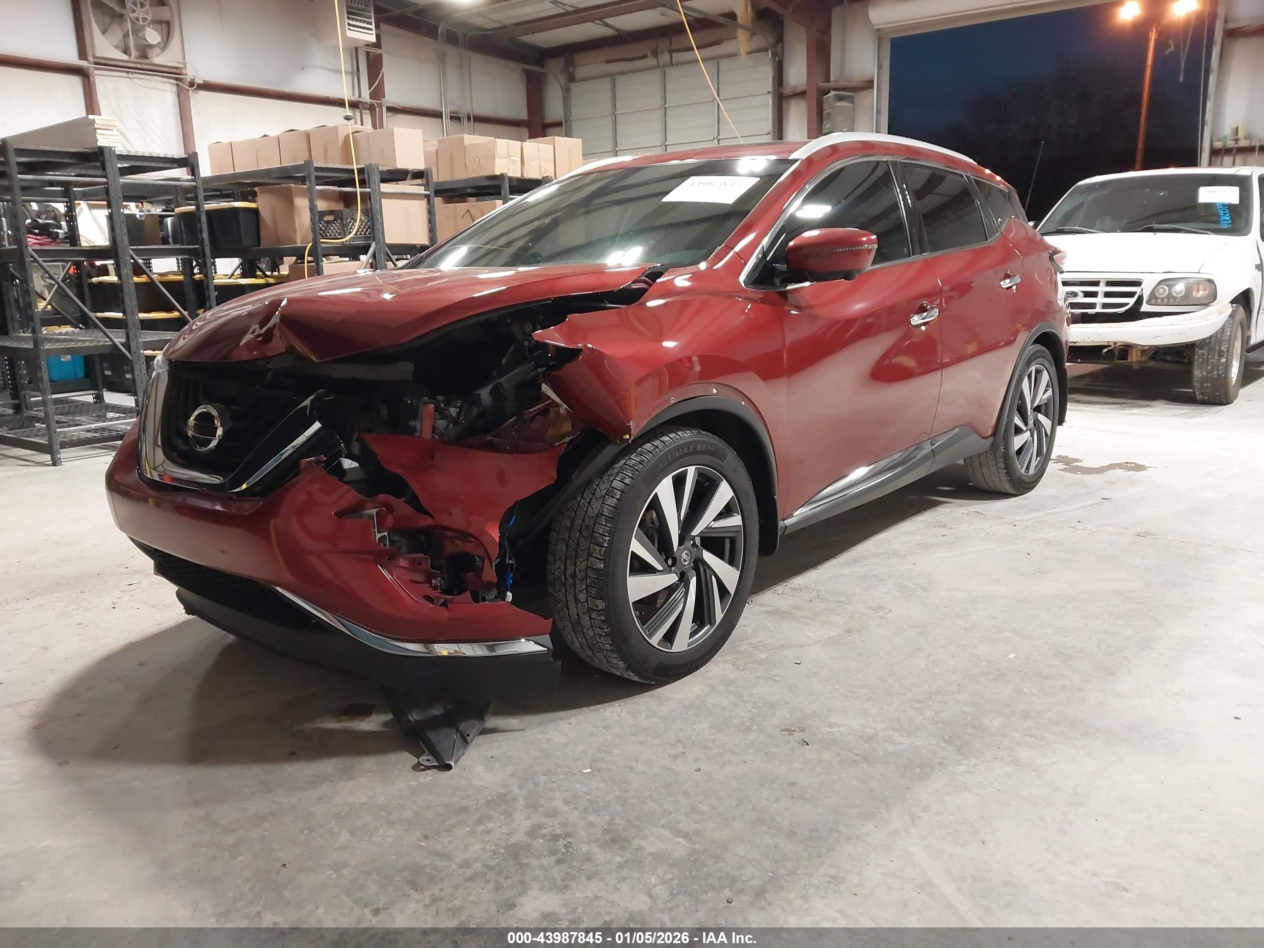 NISSAN MURANO image 2