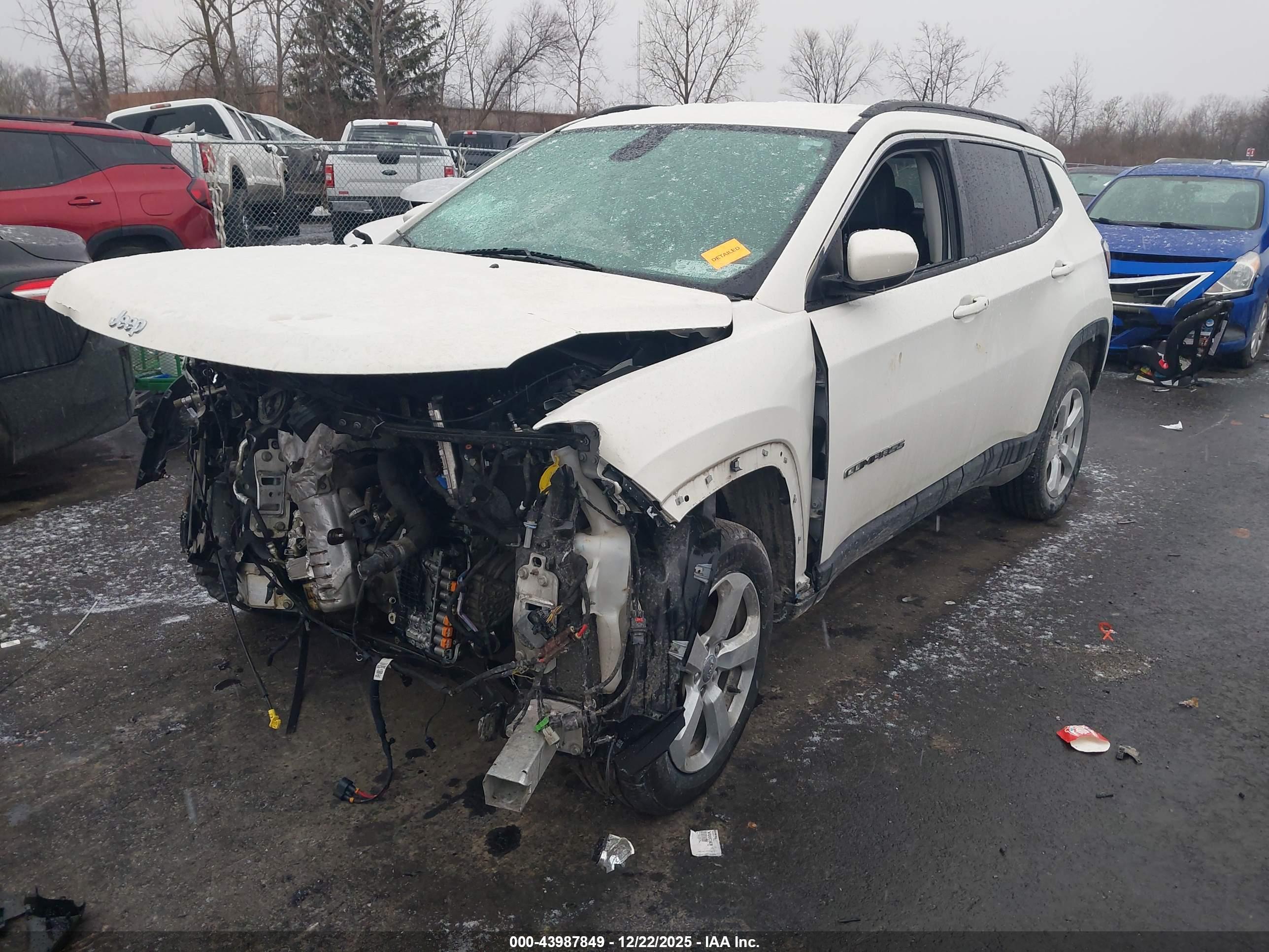 JEEP COMPASS image 2