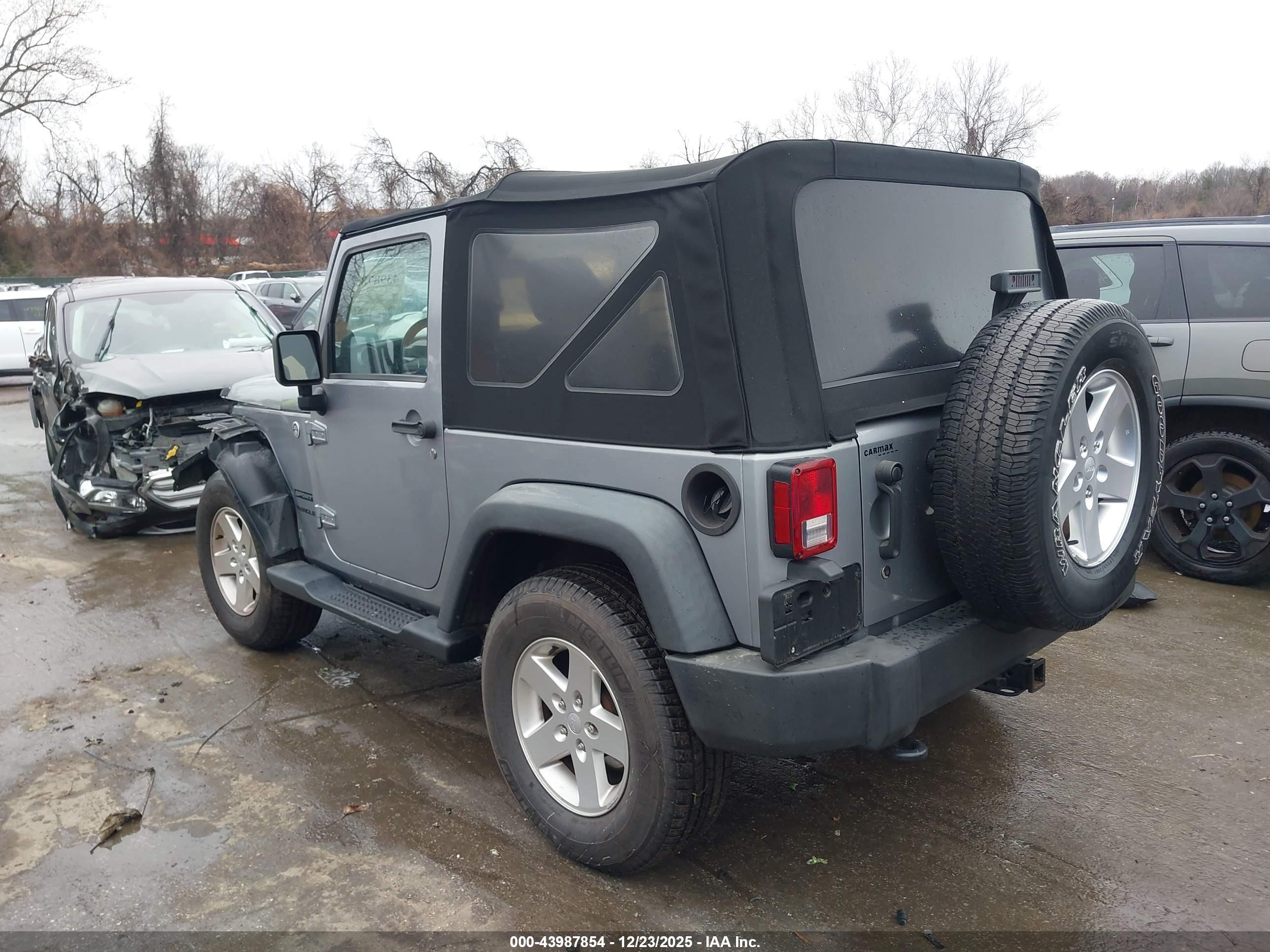 JEEP WRANGLER image 3