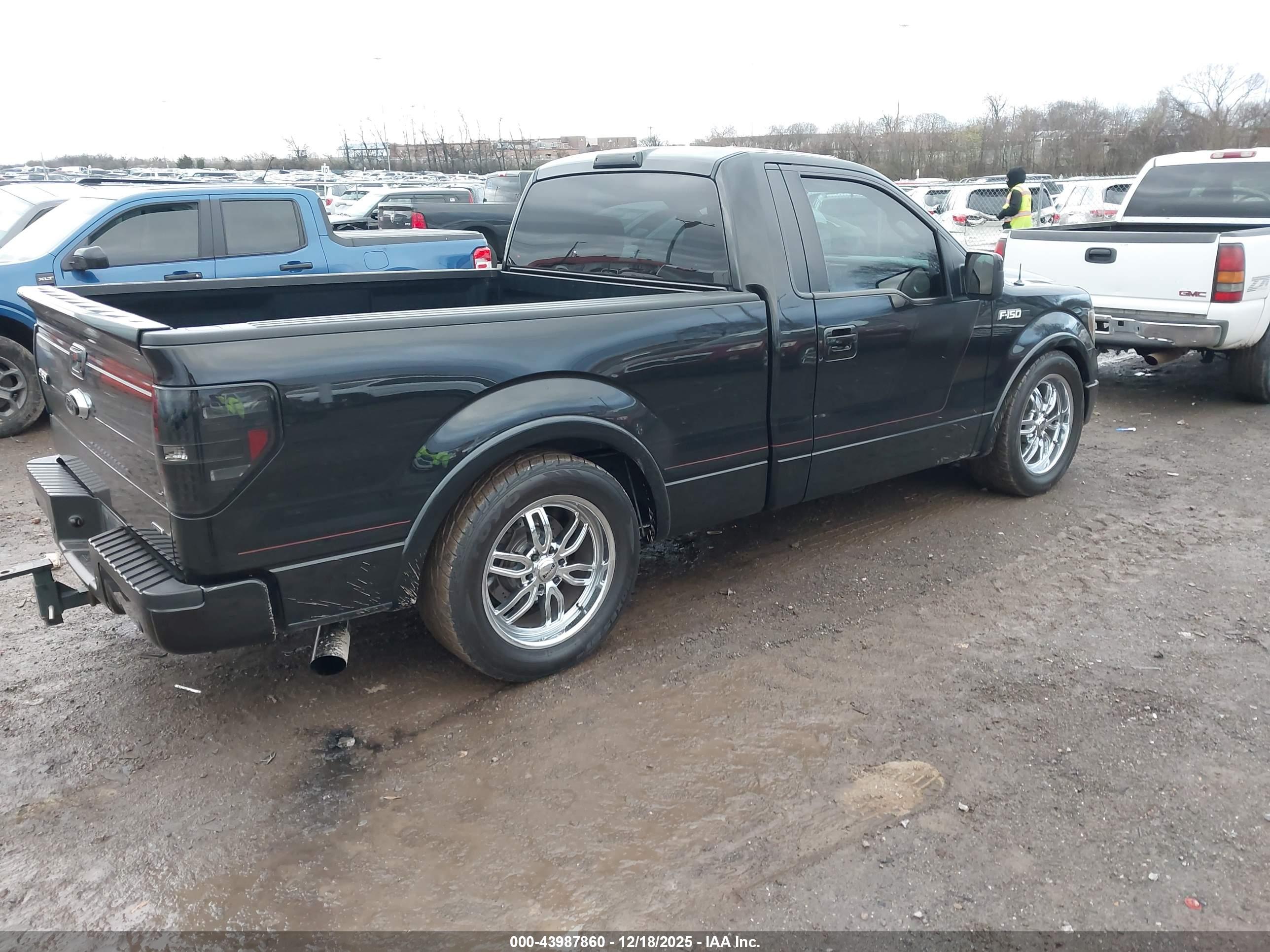 FORD F-150 image 4