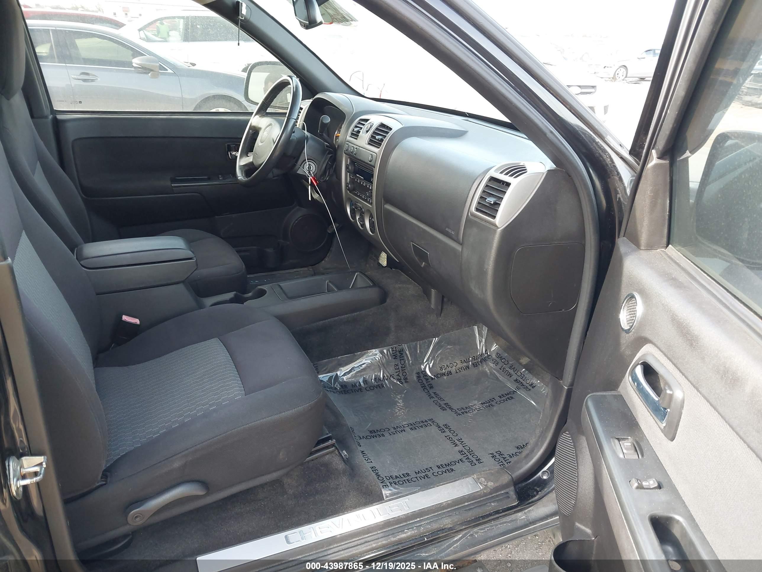 CHEVROLET COLORADO image 5