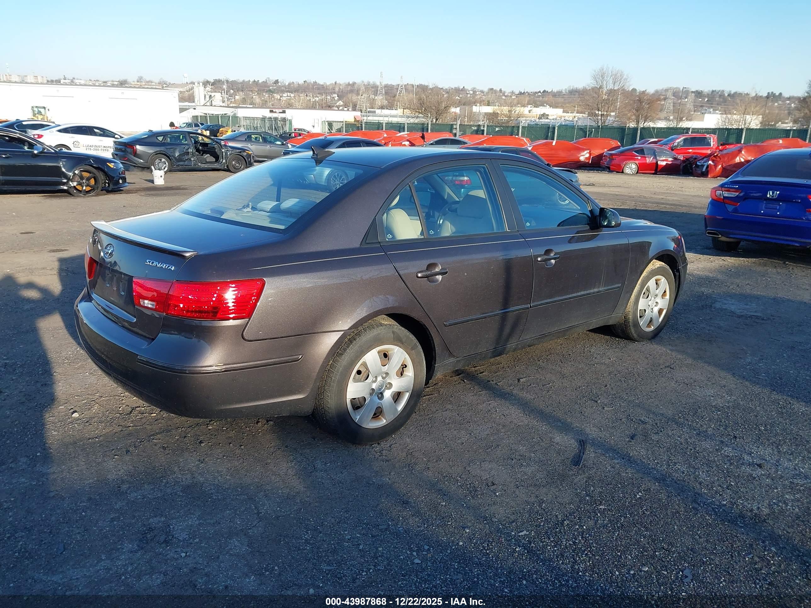 HYUNDAI SONATA image 4