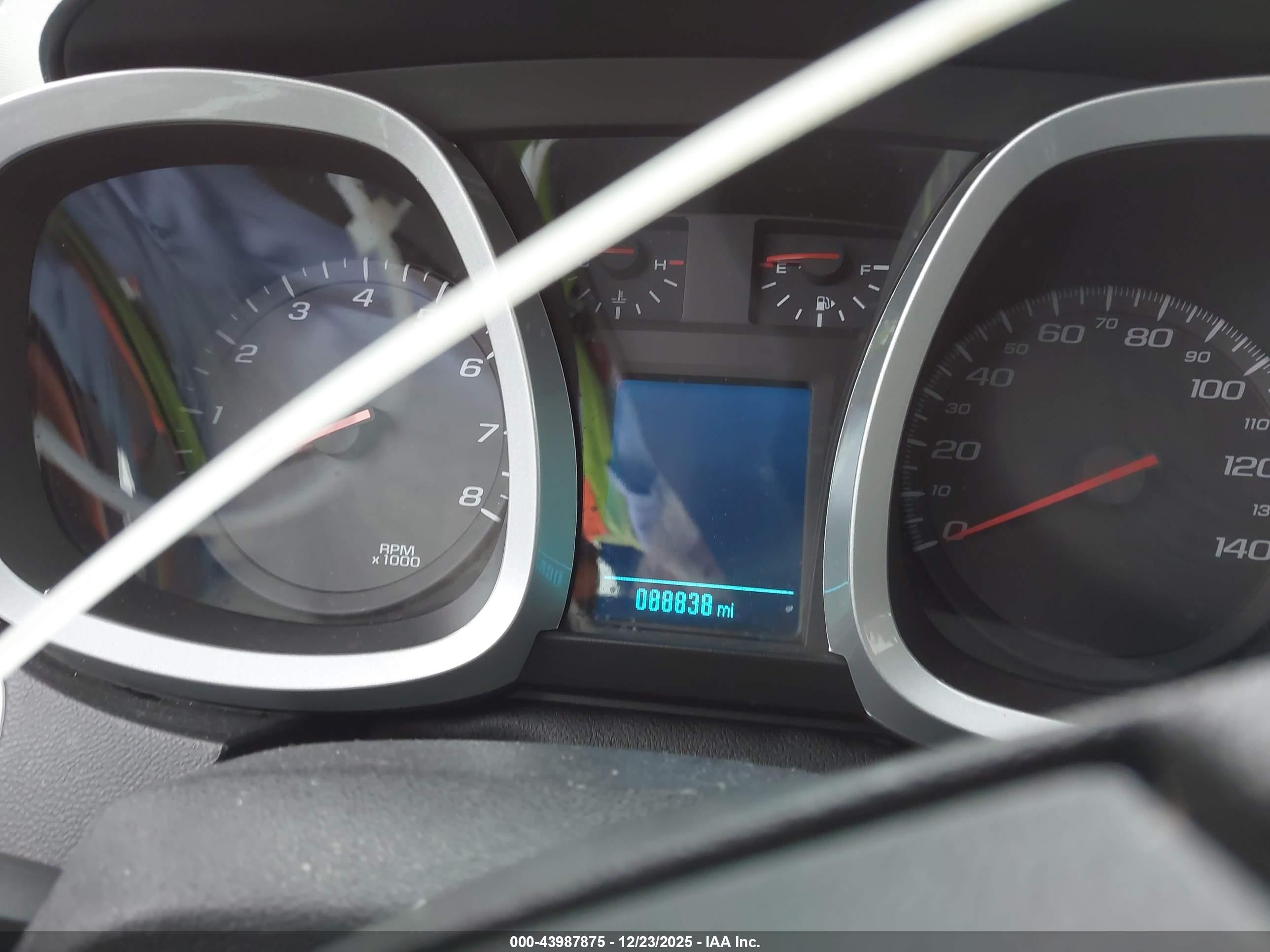 CHEVROLET EQUINOX image 7