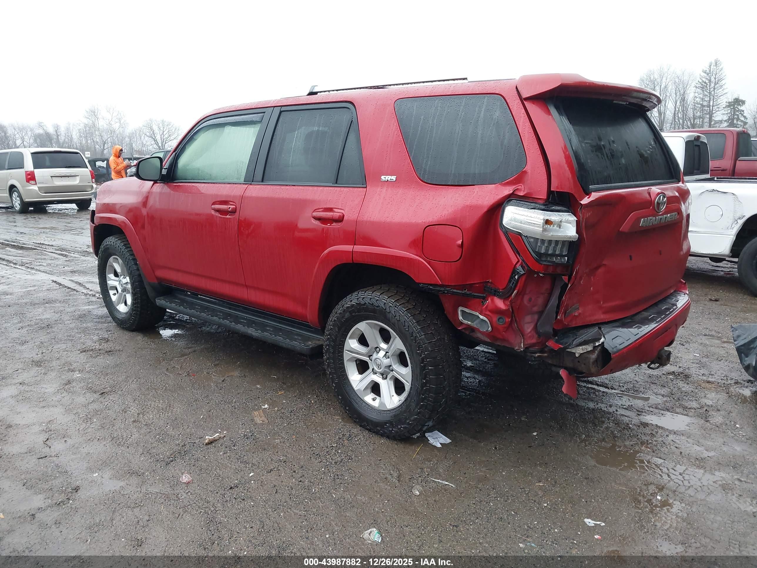 TOYOTA 4RUNNER image 3