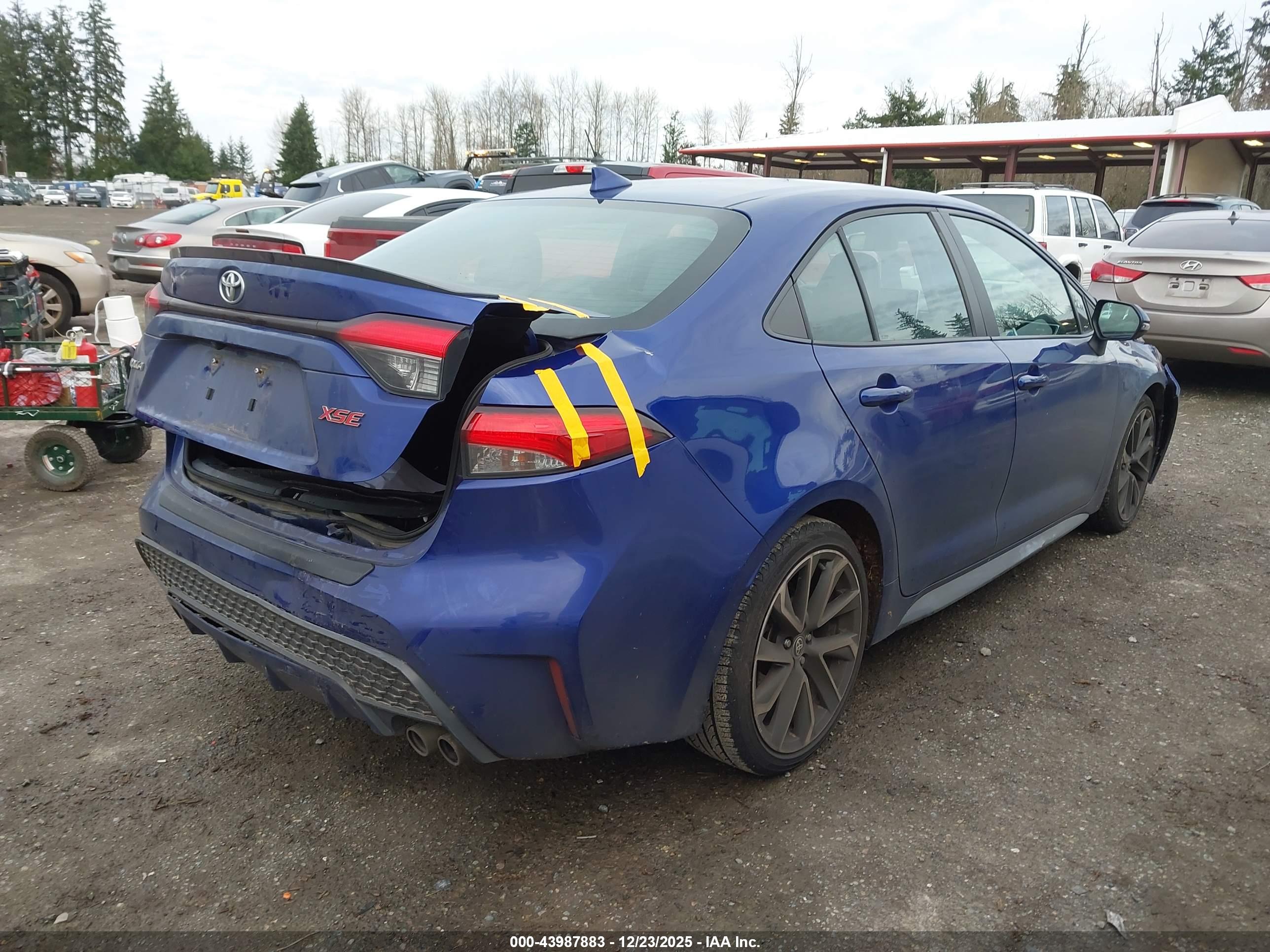 TOYOTA COROLLA image 4