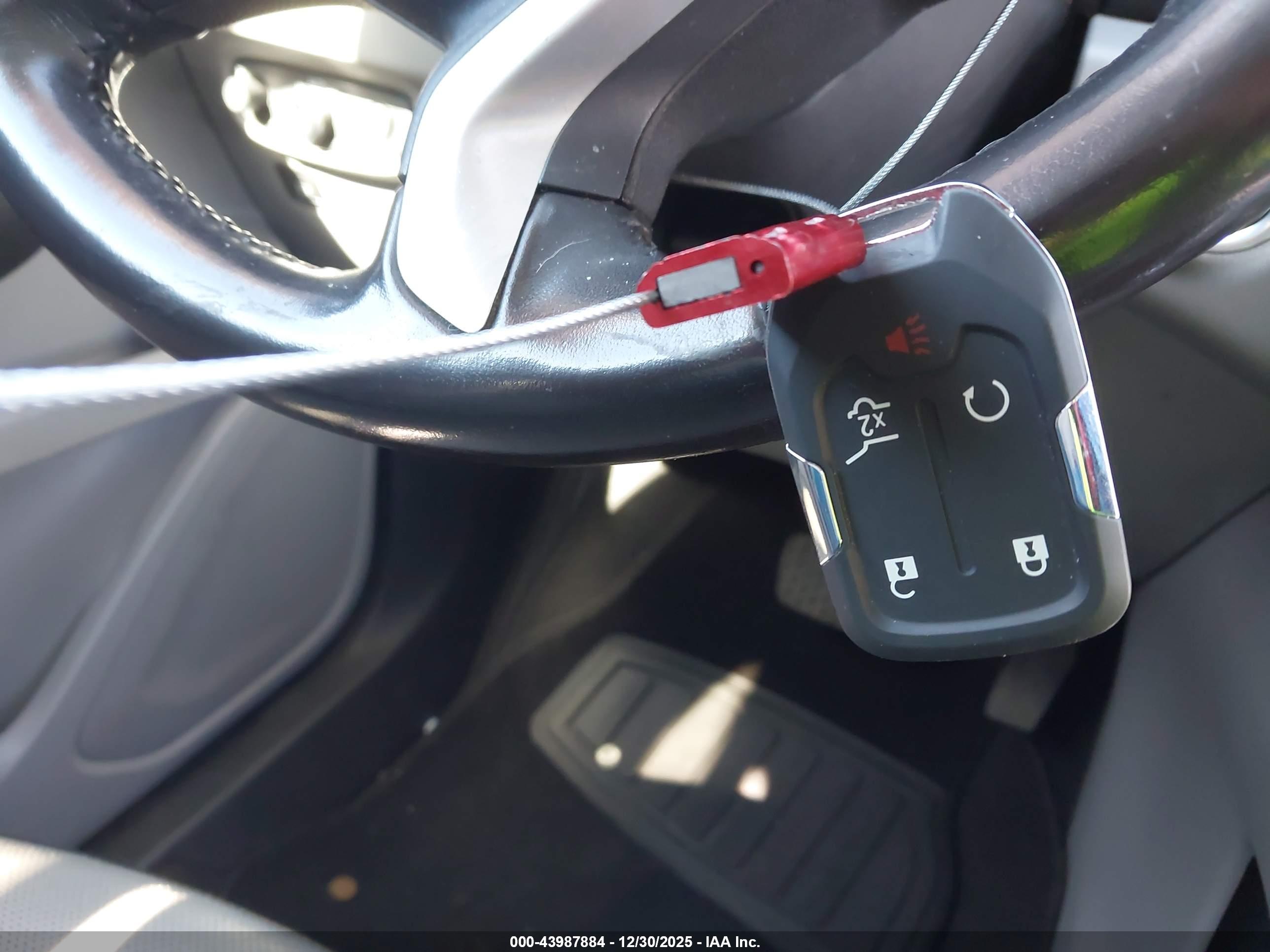GMC TERRAIN image 11