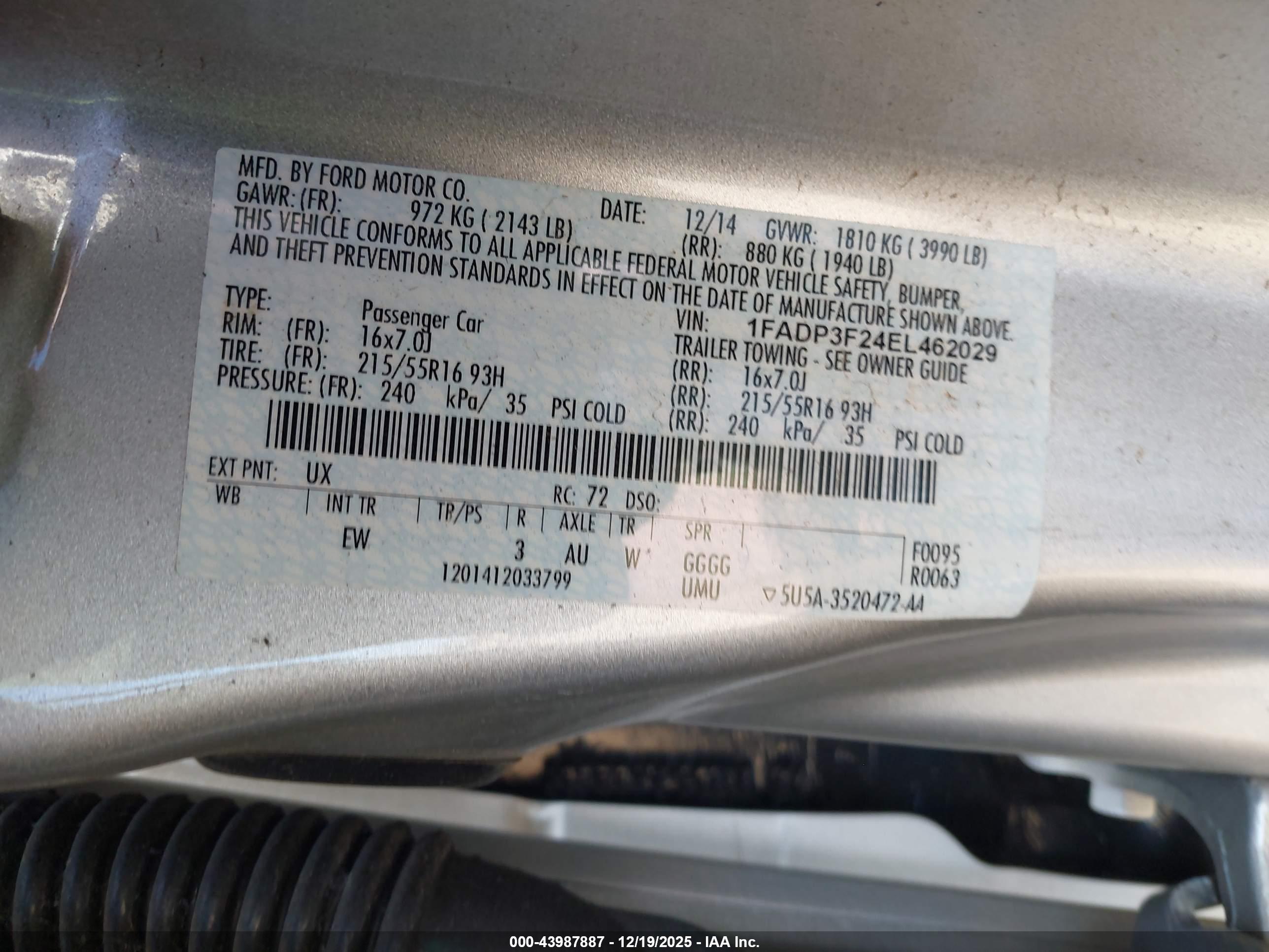 FORD FOCUS image 9