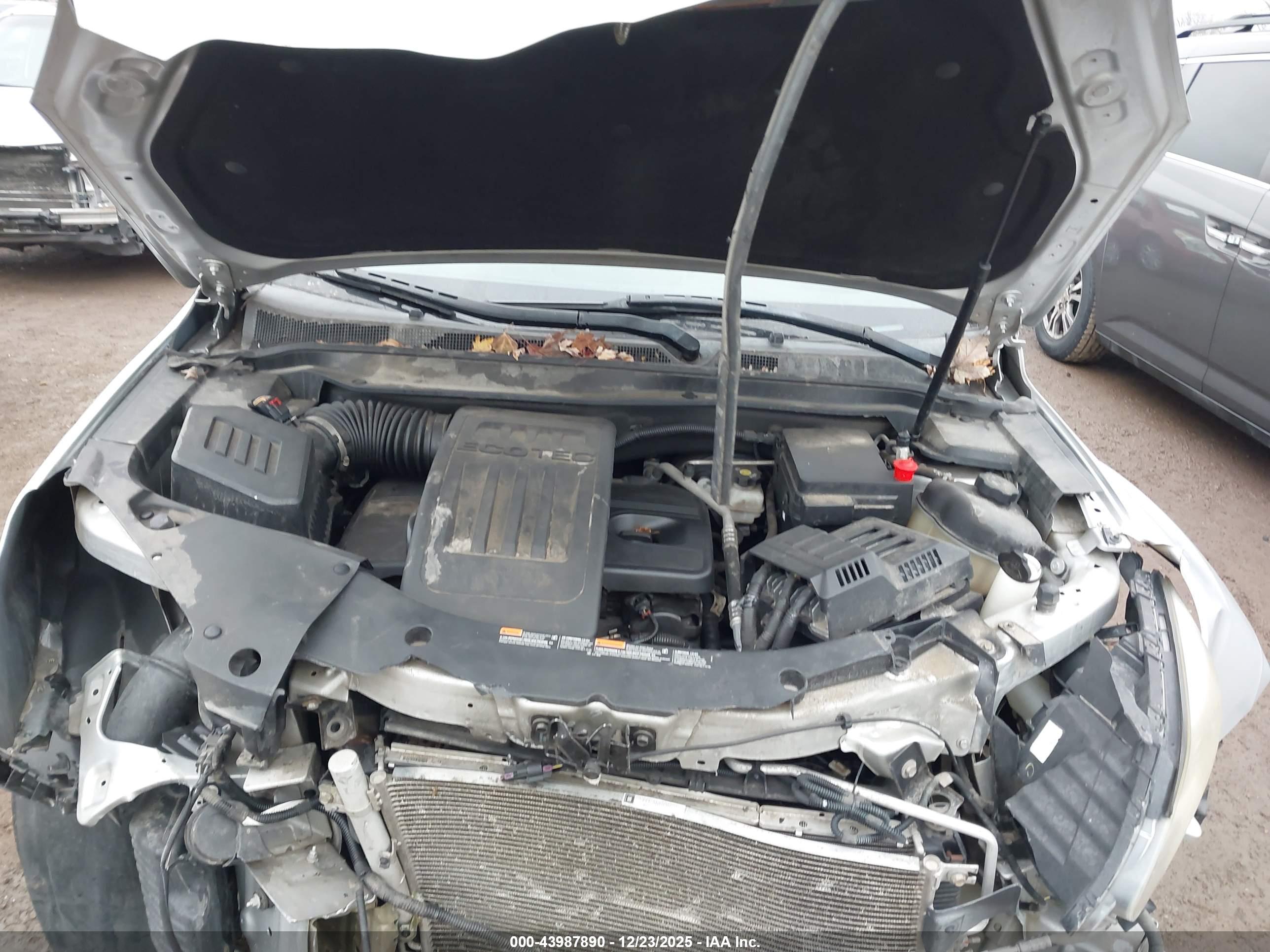 CHEVROLET EQUINOX image 10