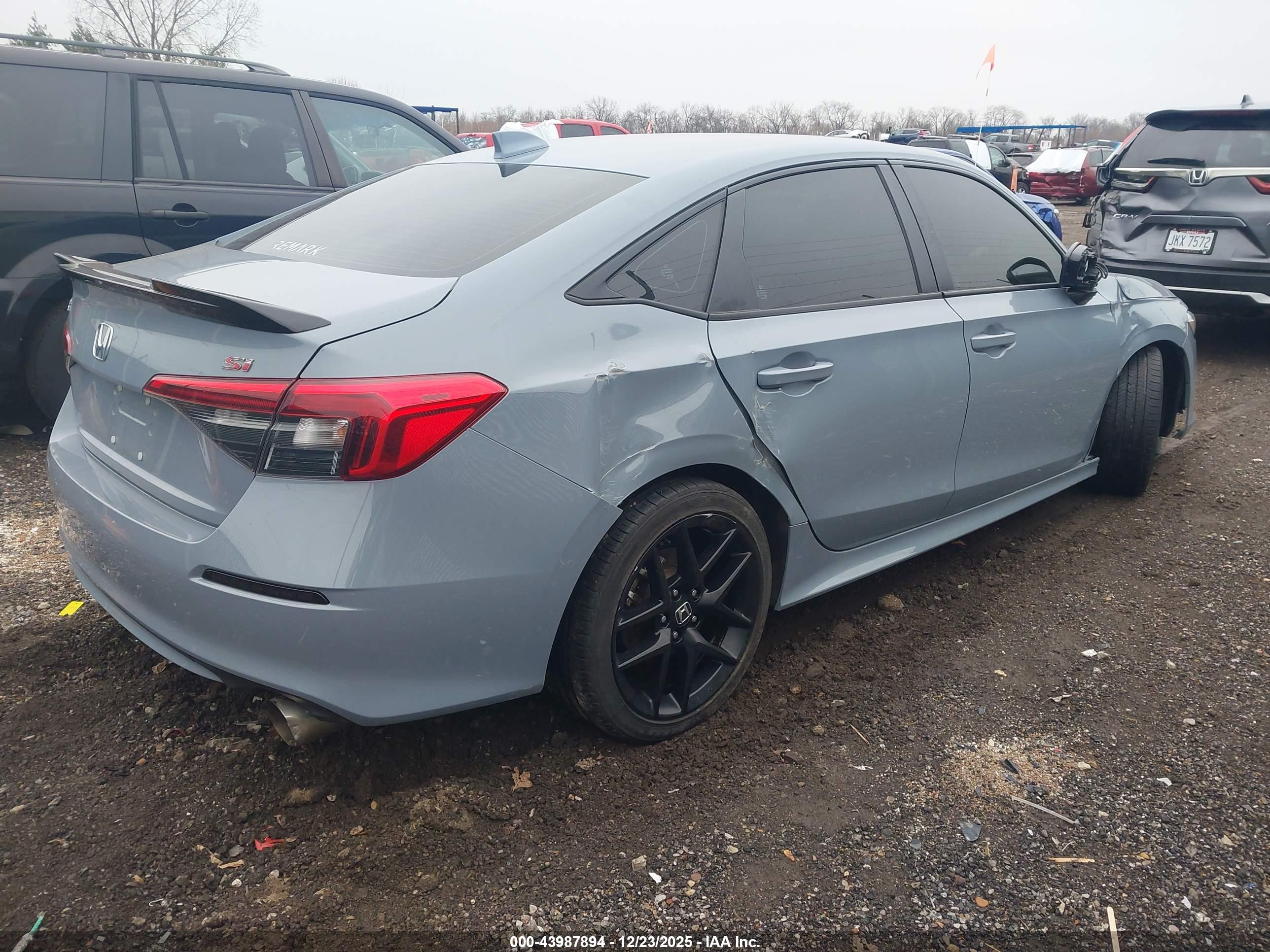 HONDA CIVIC image 4
