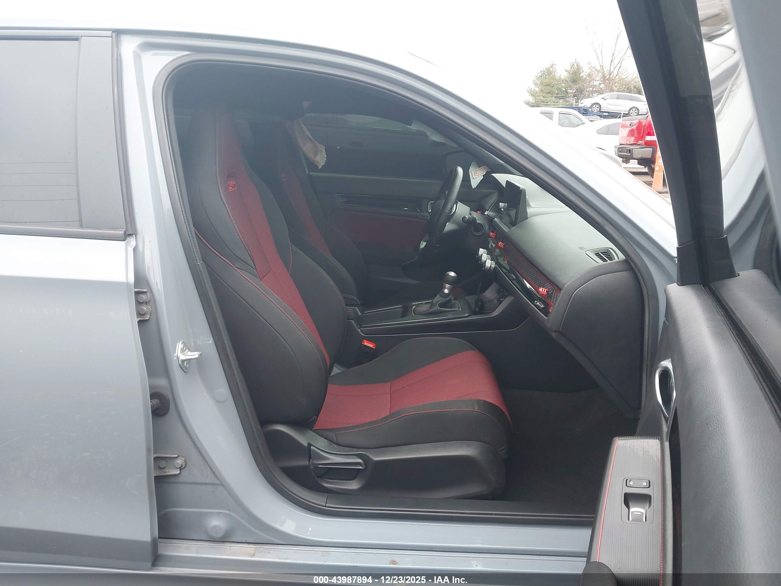 HONDA CIVIC image 5