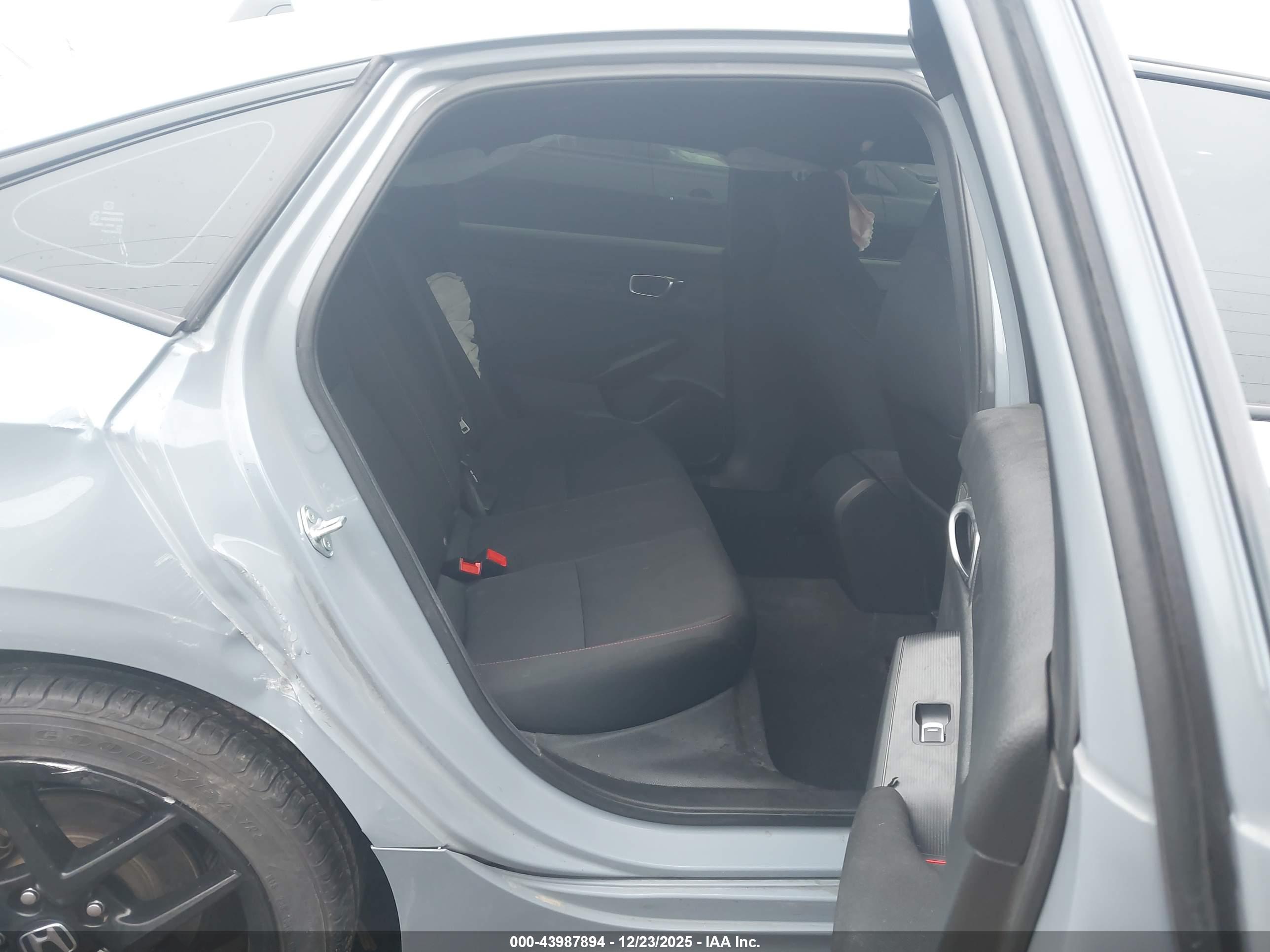 HONDA CIVIC image 8
