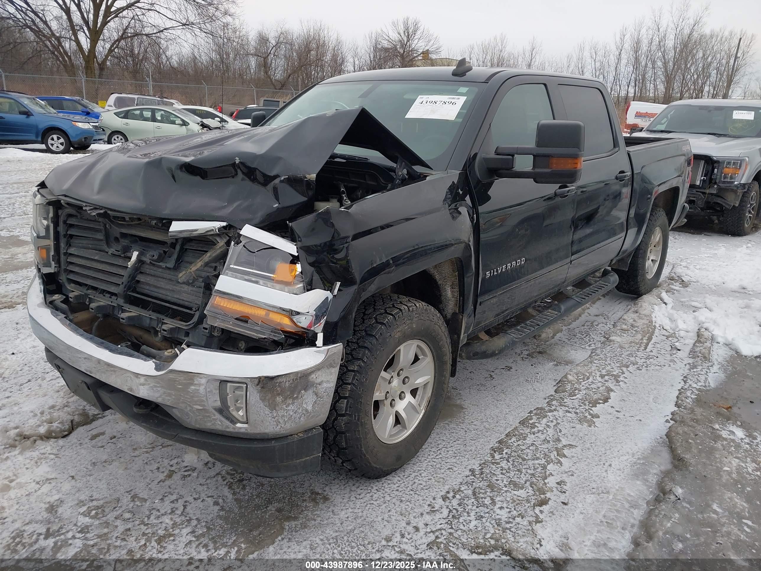 CHEVROLET SILVERADO image 2