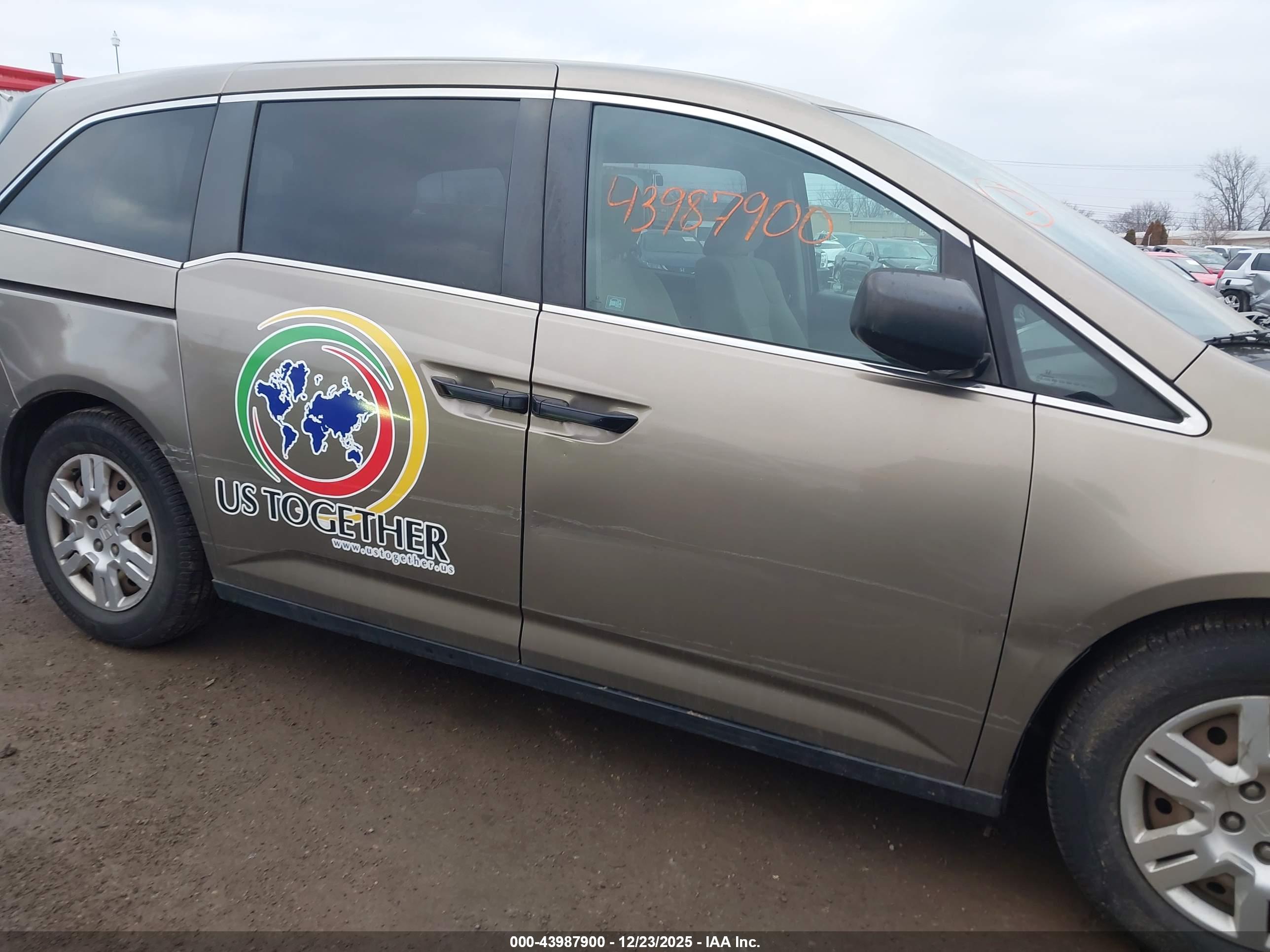 HONDA ODYSSEY image 6