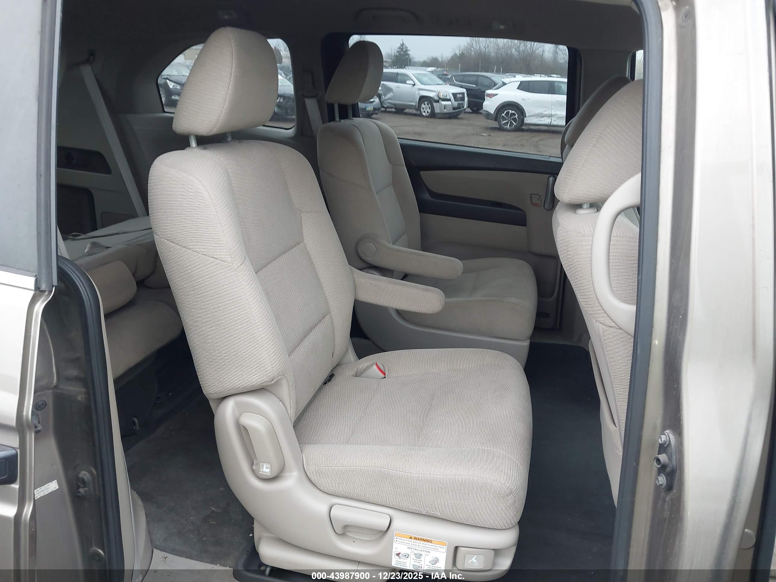 HONDA ODYSSEY image 8