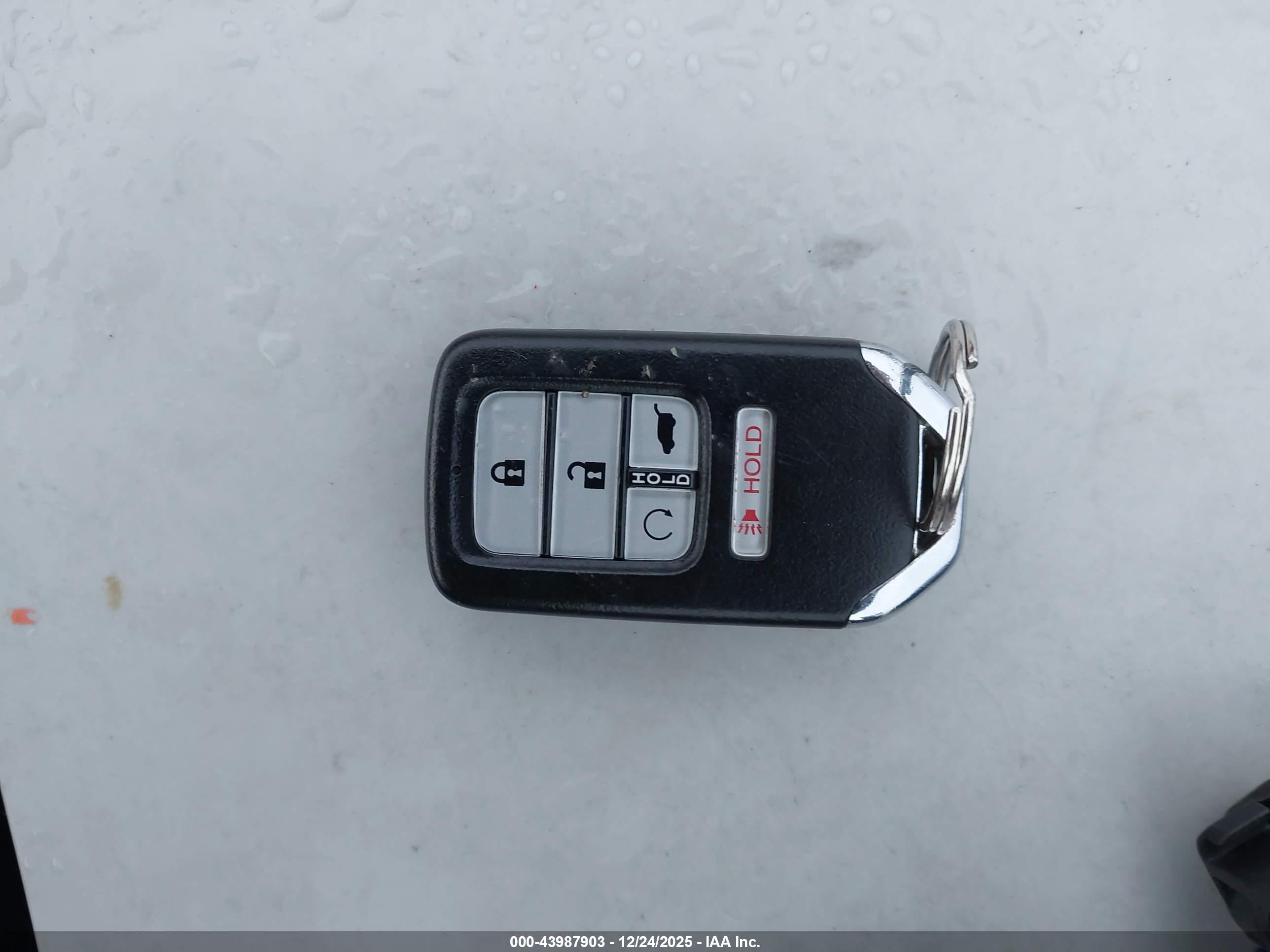 HONDA CR-V image 11