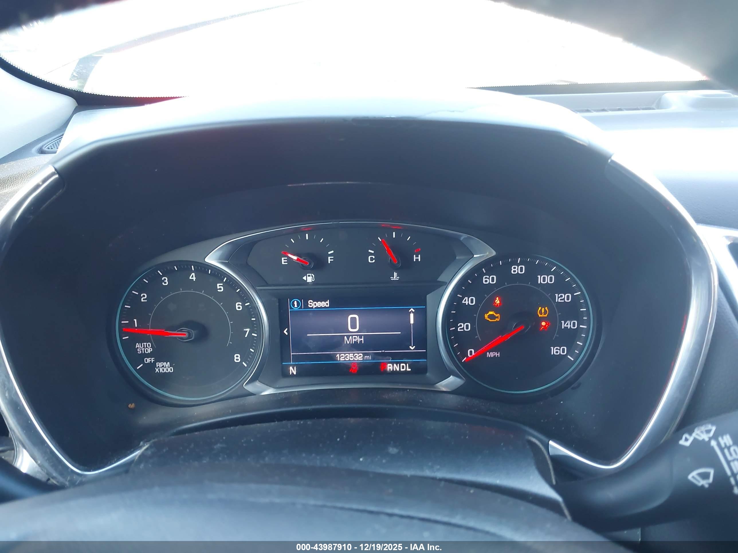 CHEVROLET EQUINOX image 7