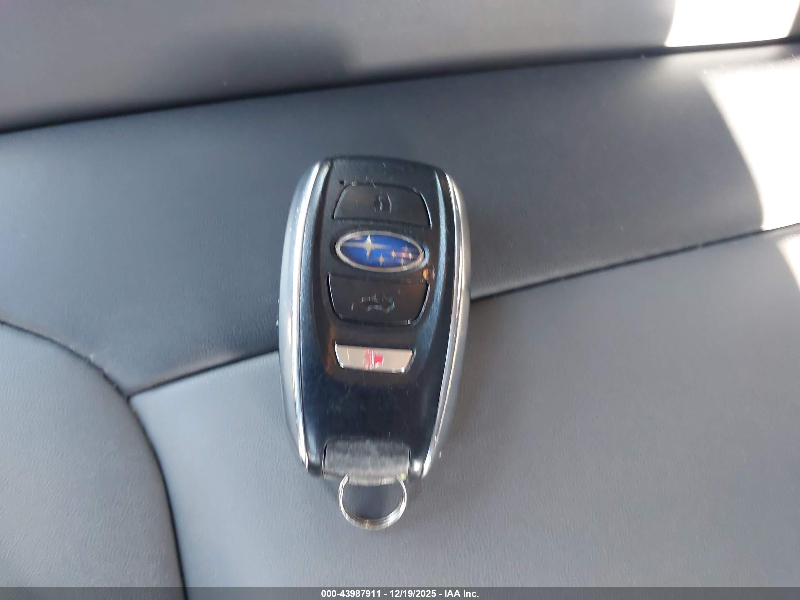 SUBARU CROSSTREK image 11