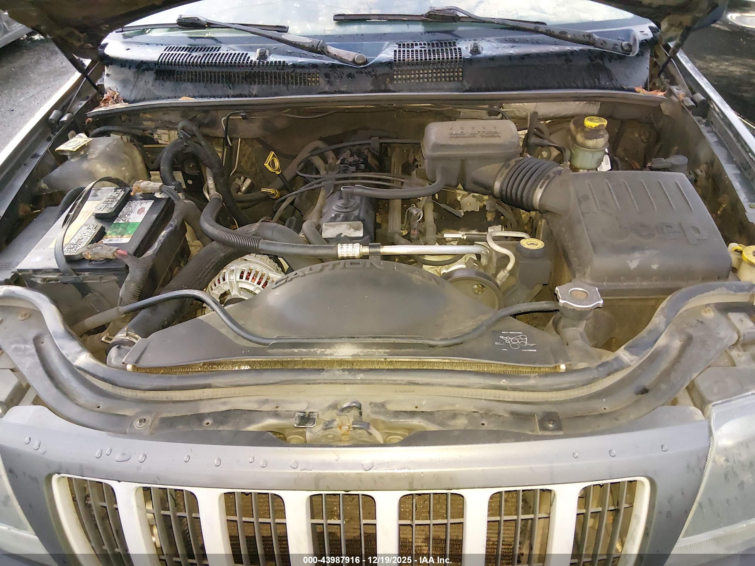 JEEP GRAND image 10