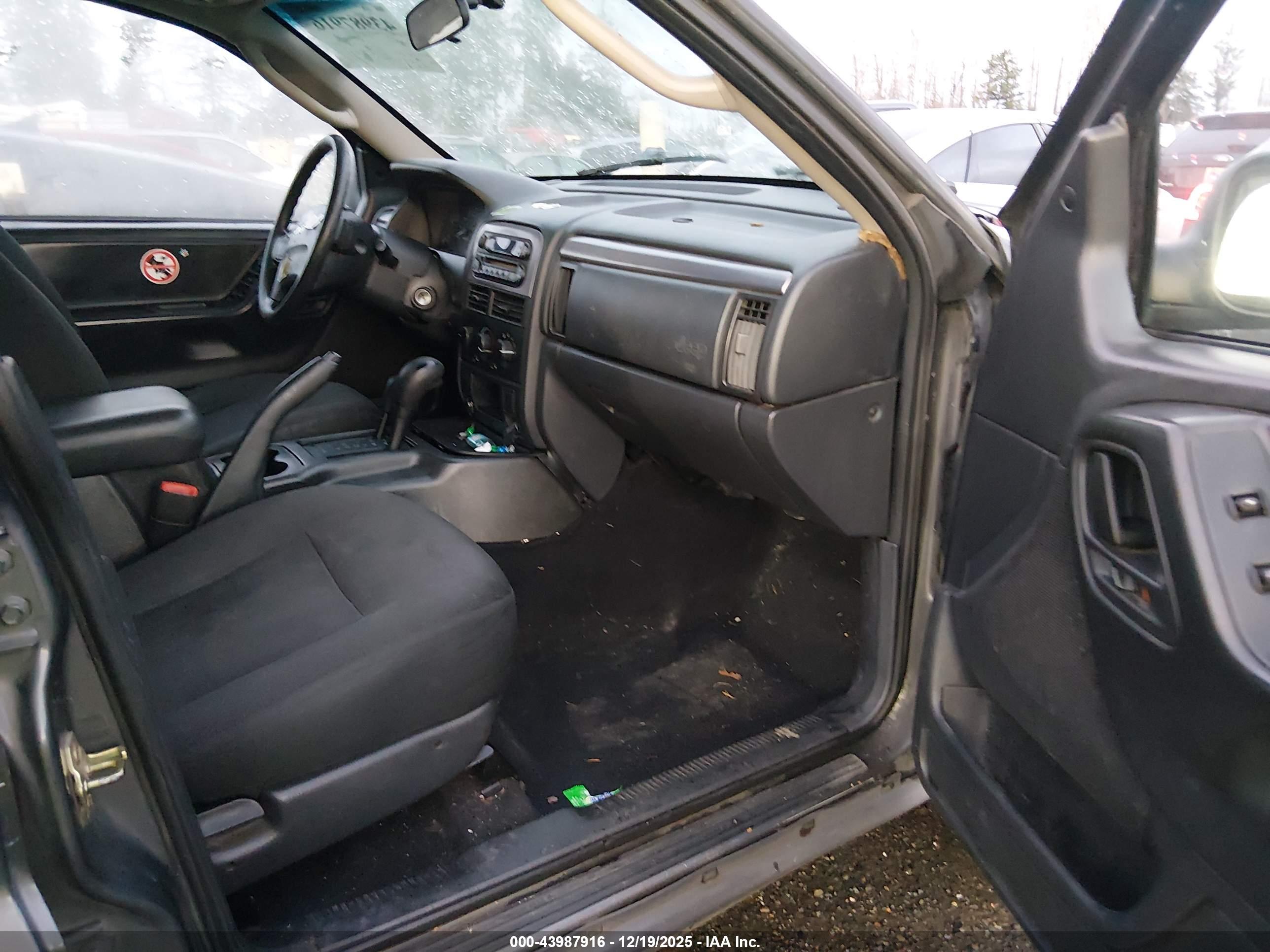 JEEP GRAND image 5