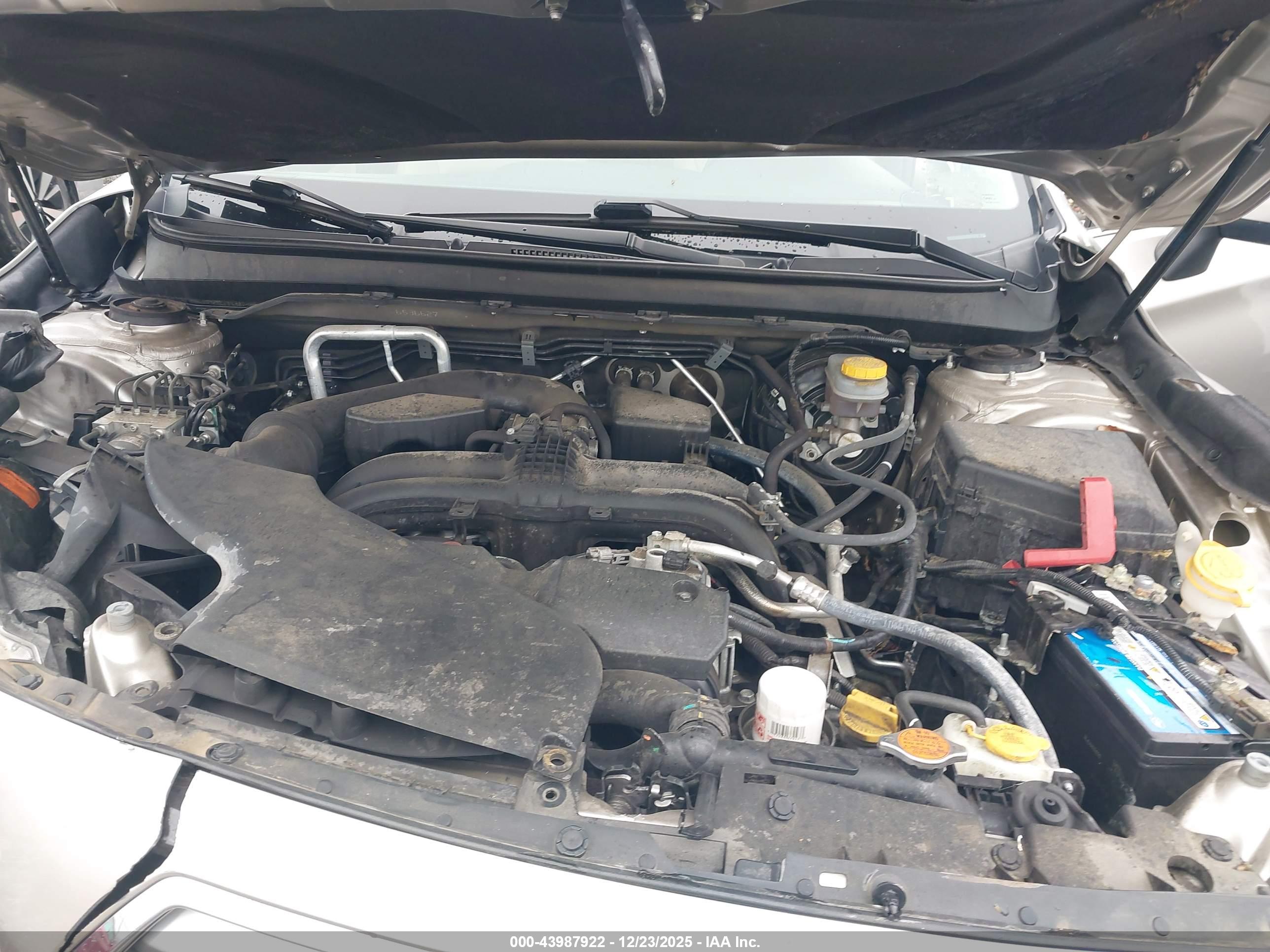 SUBARU OUTBACK image 10