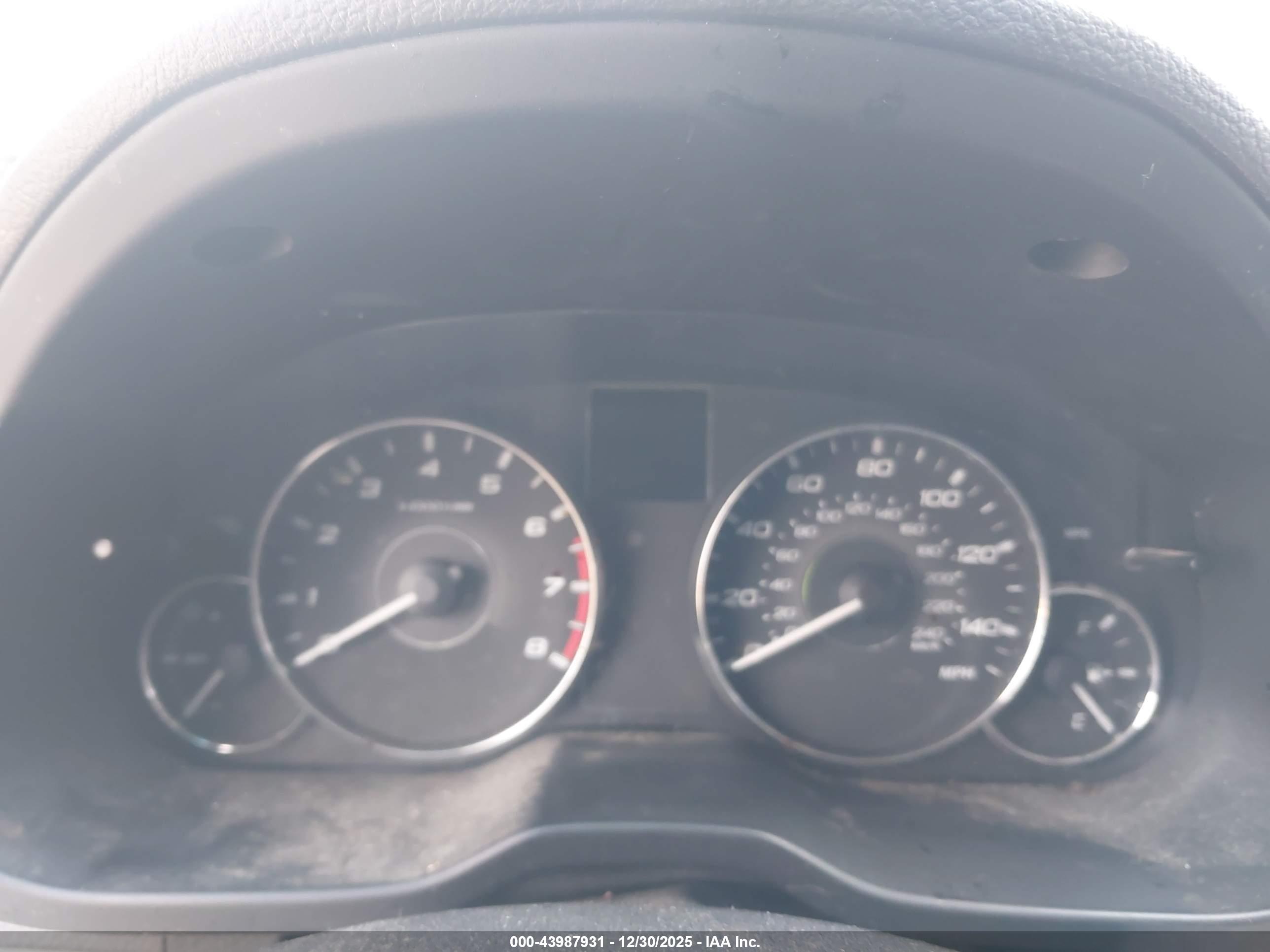 SUBARU LEGACY image 7