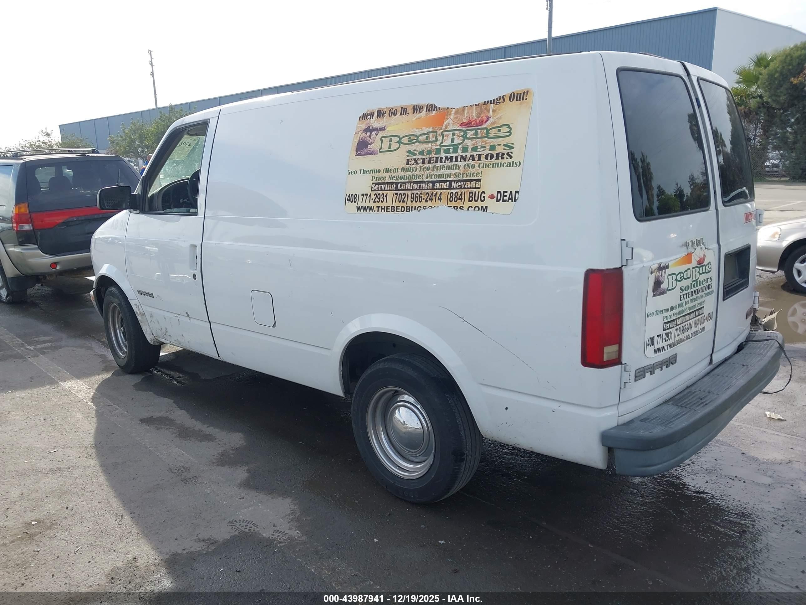 GMC SAFARI image 3