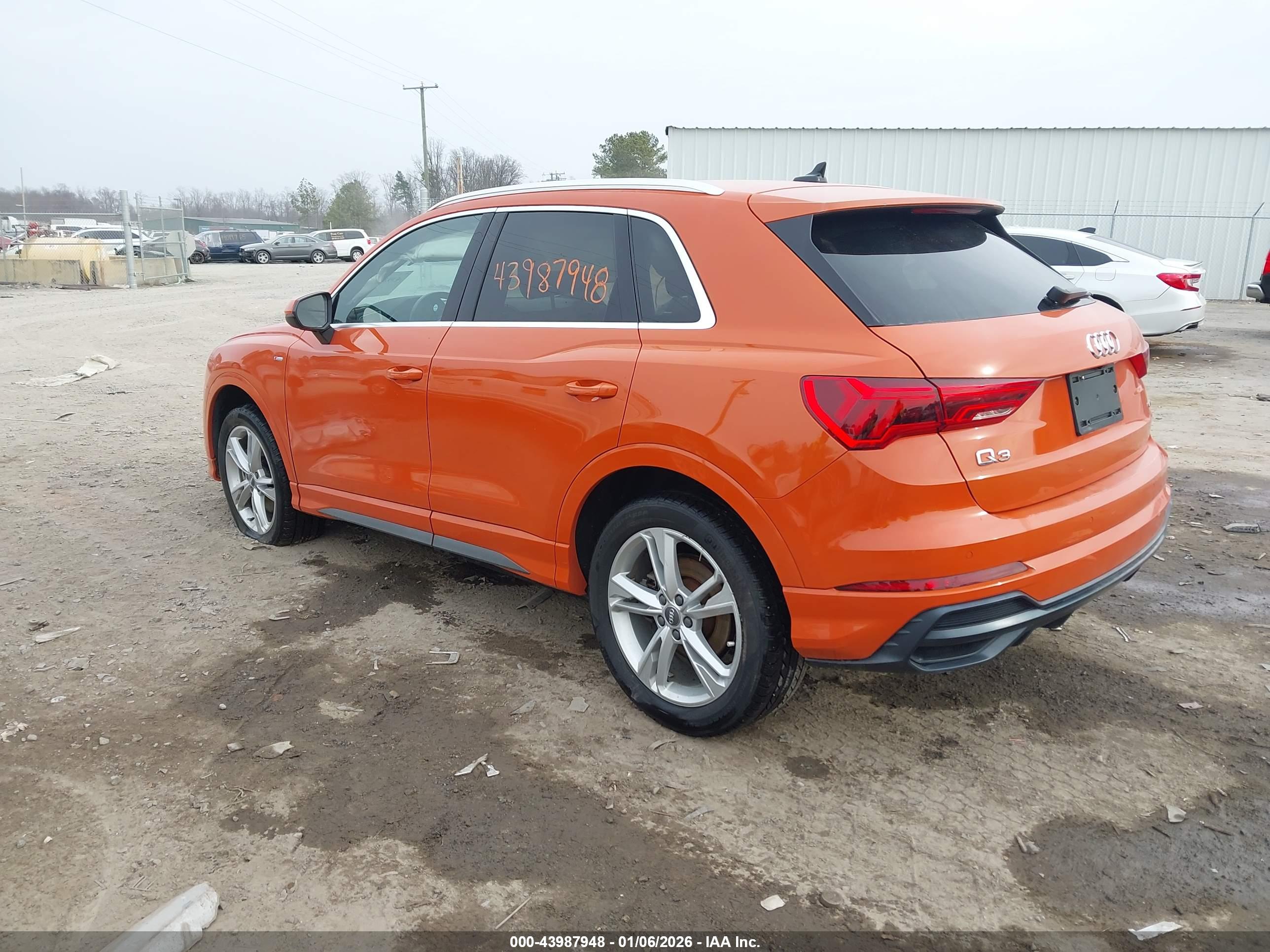 AUDI Q3 image 3