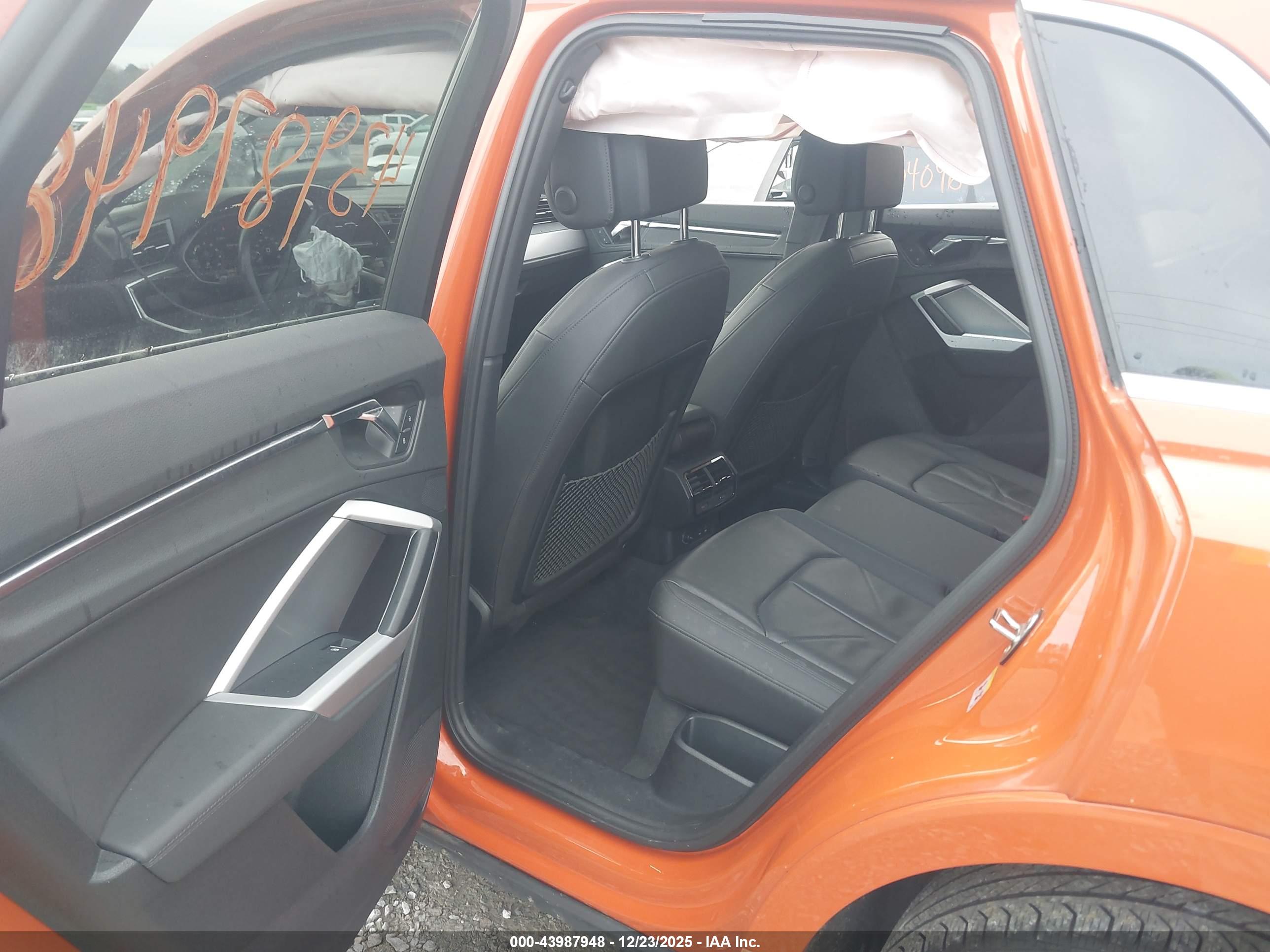 AUDI Q3 image 8
