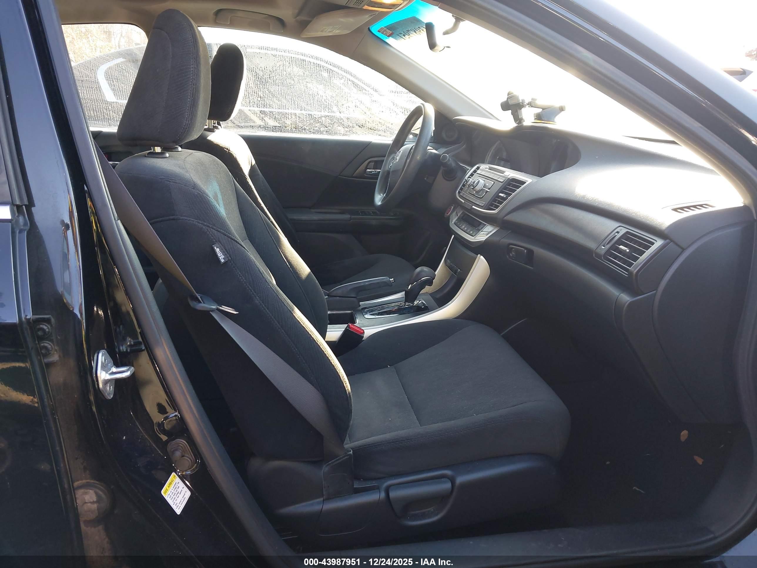 HONDA ACCORD image 5