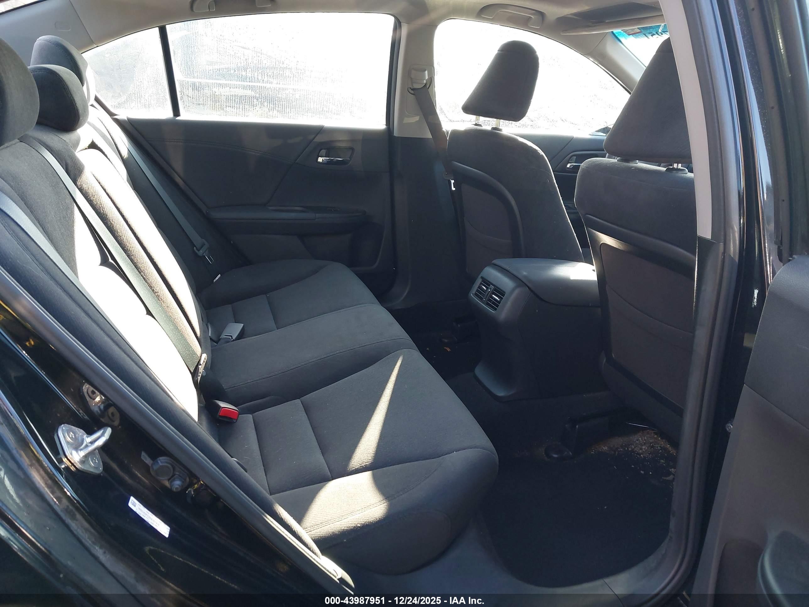 HONDA ACCORD image 8