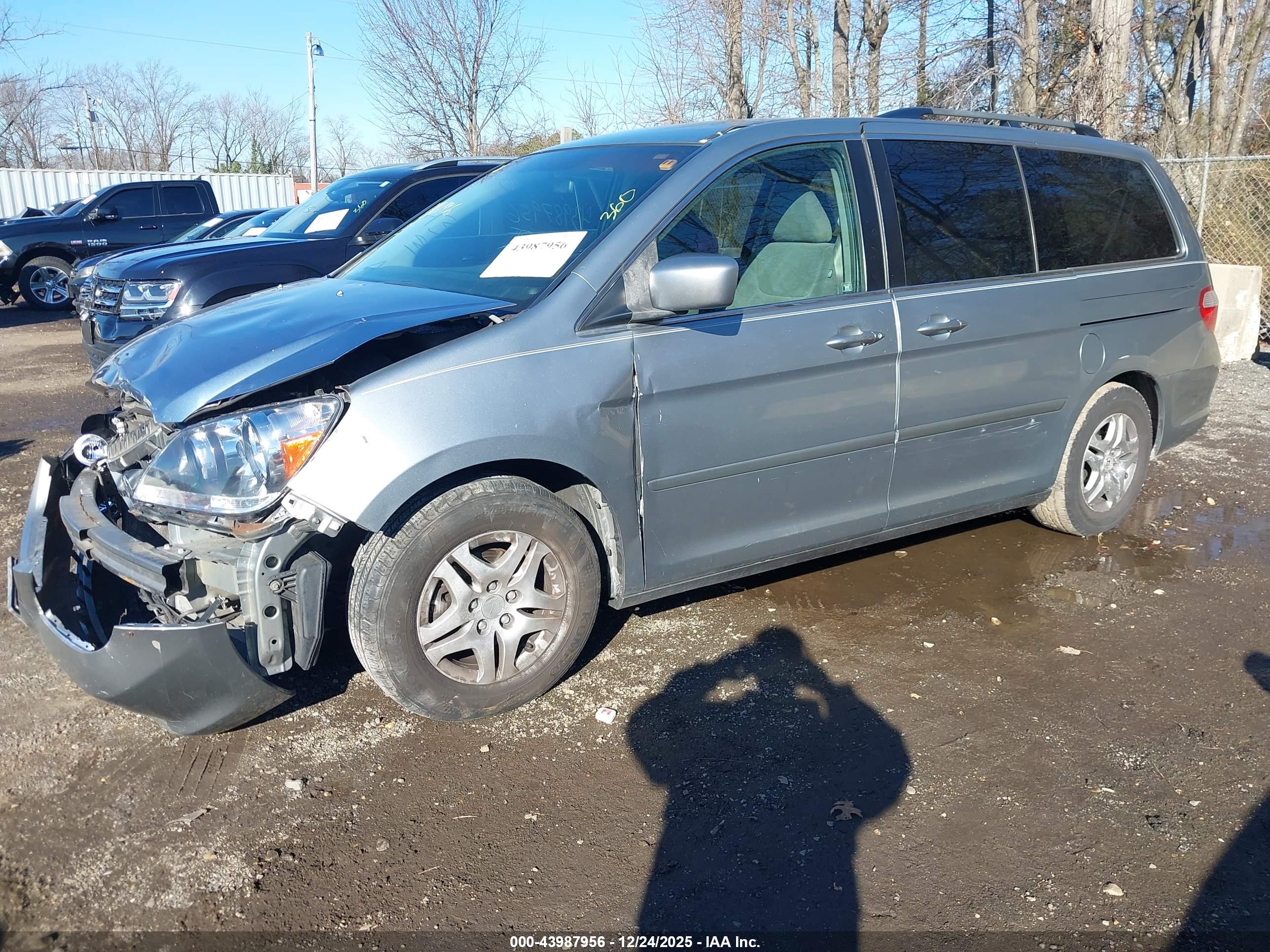 HONDA ODYSSEY image 2