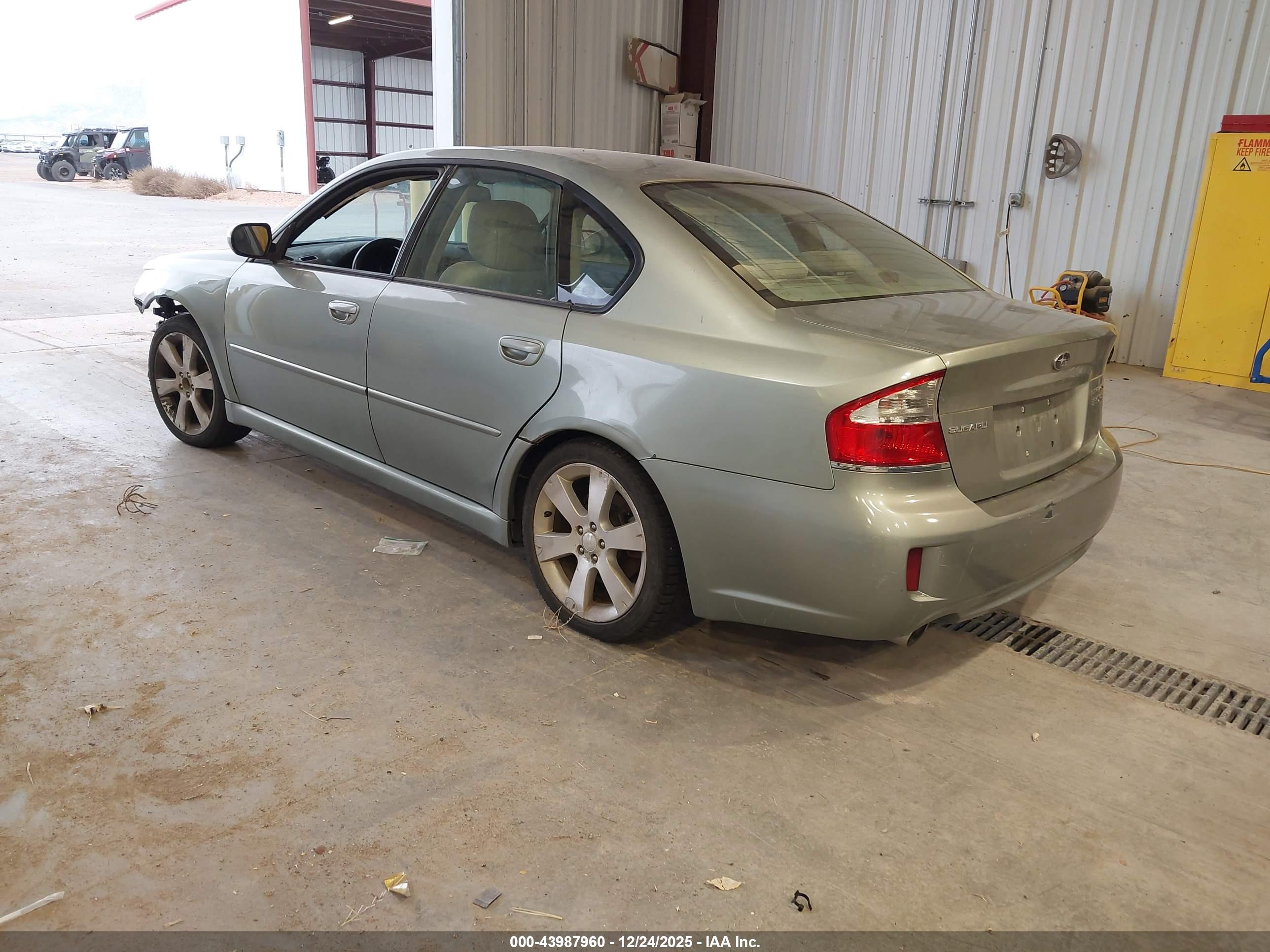 SUBARU LEGACY image 3