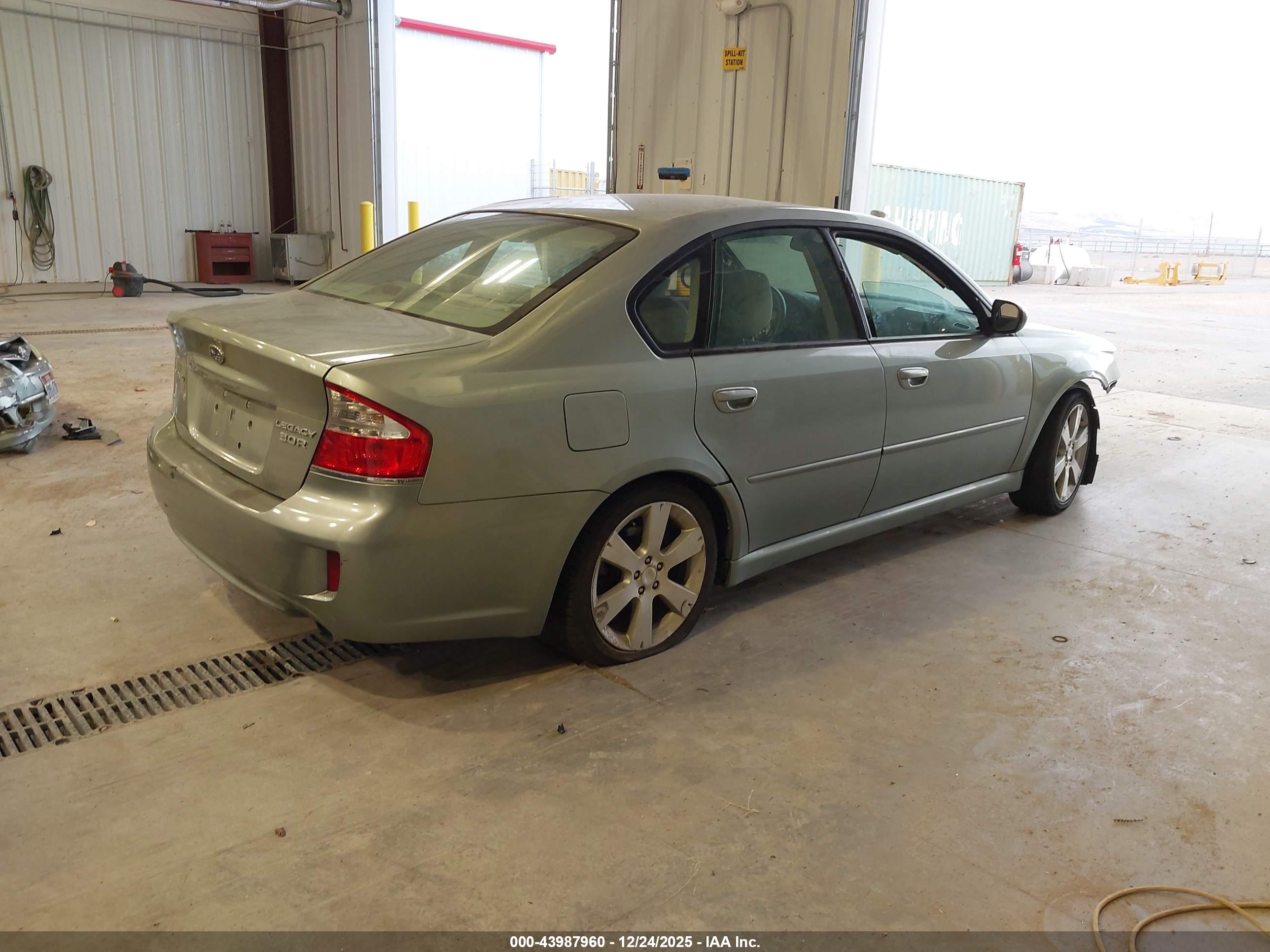 SUBARU LEGACY image 4