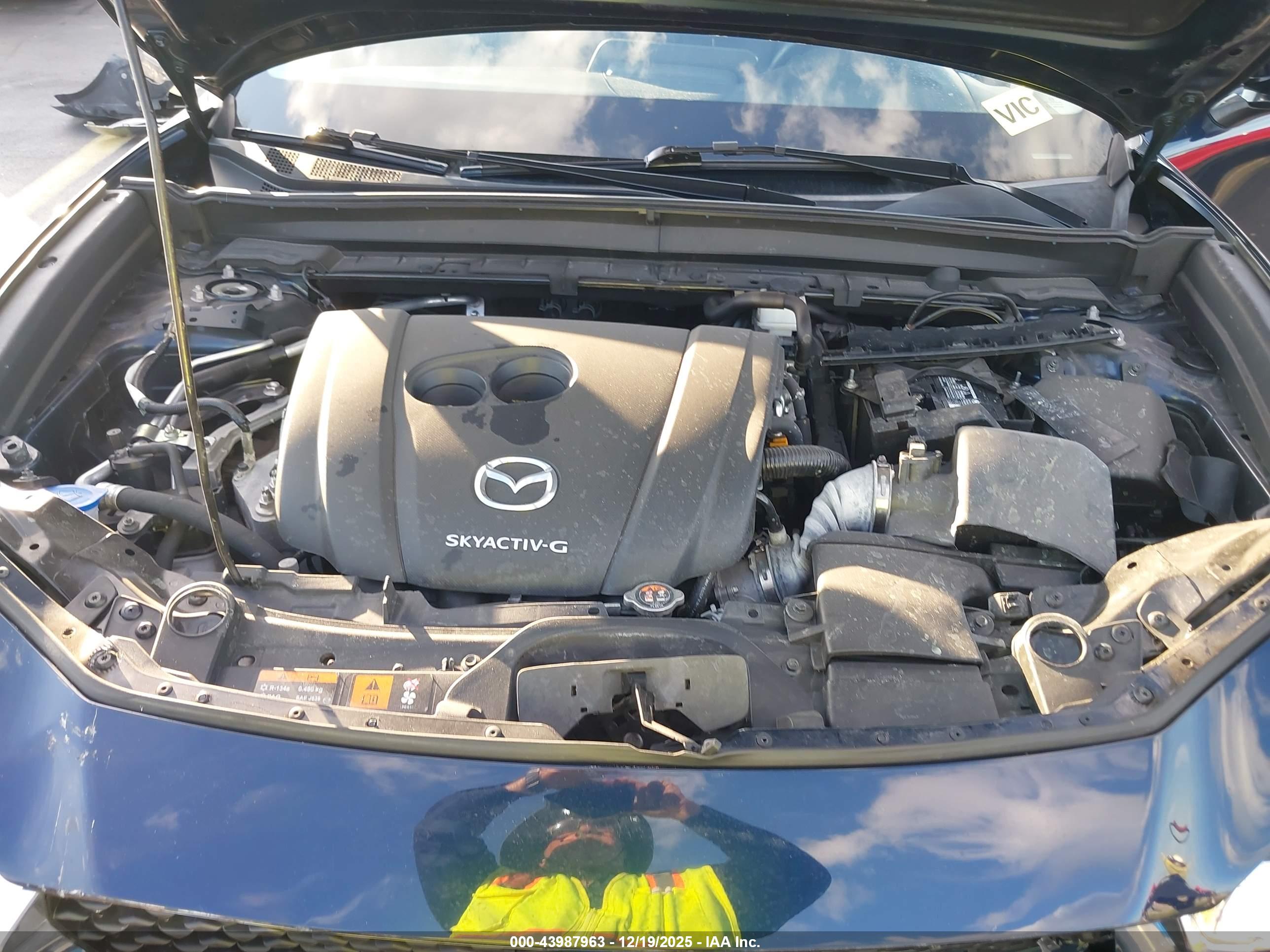 MAZDA CX-30 image 10