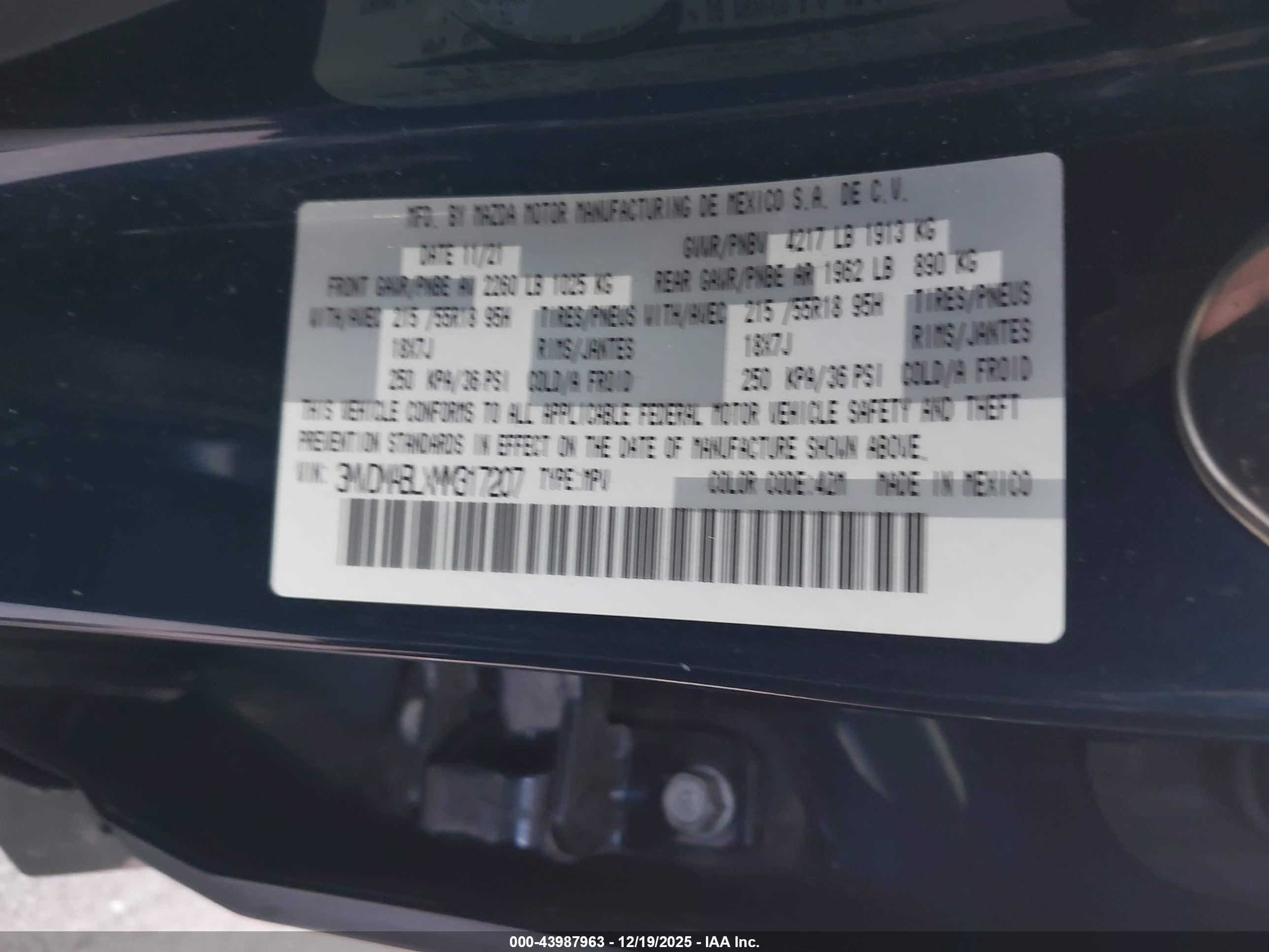 MAZDA CX-30 image 9
