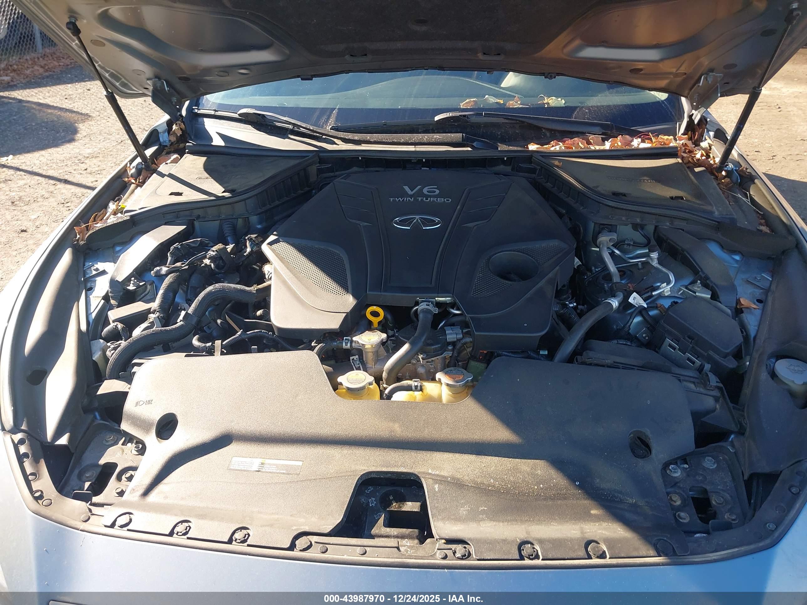 INFINITI Q50 image 10