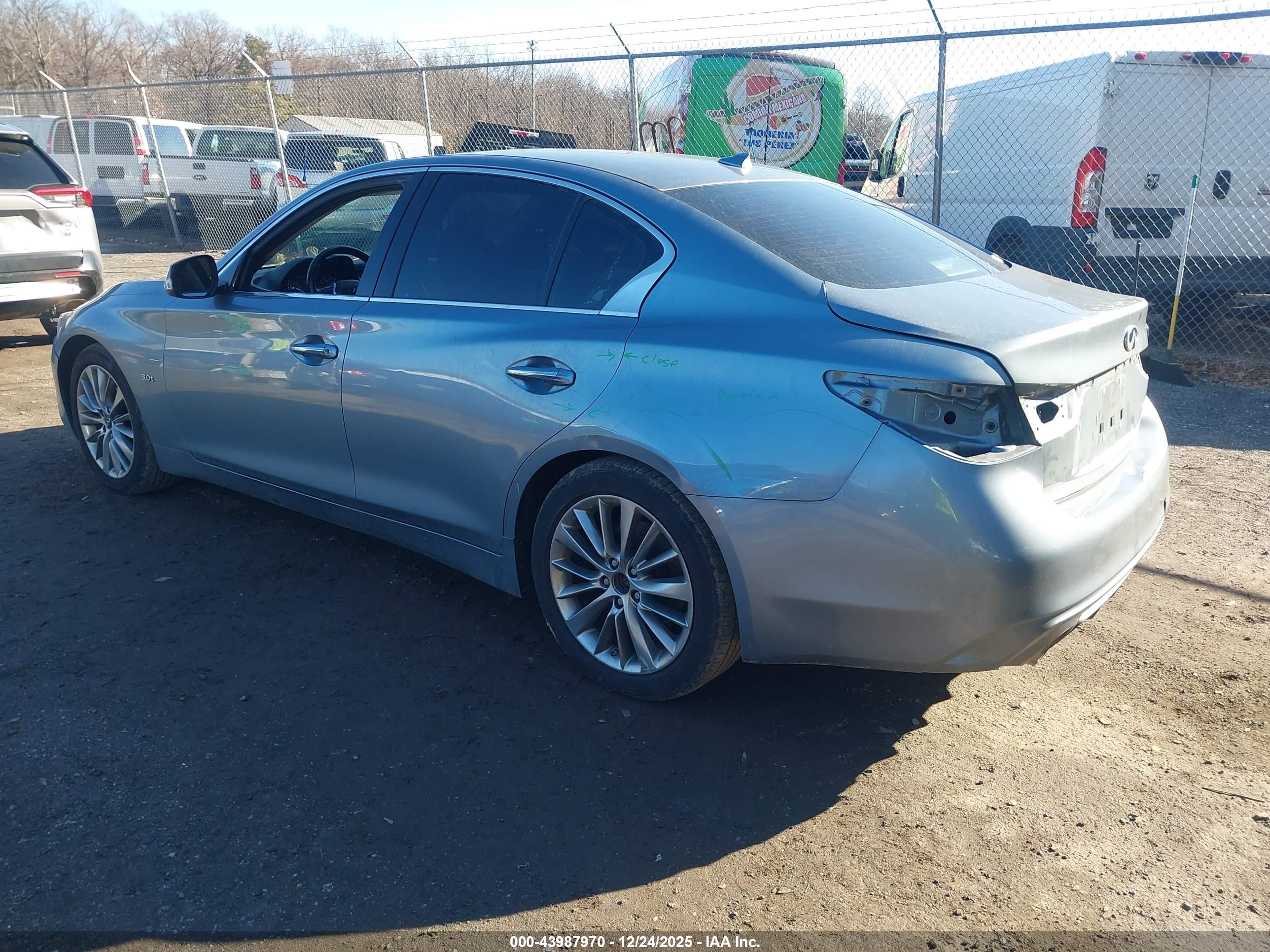 INFINITI Q50 image 3