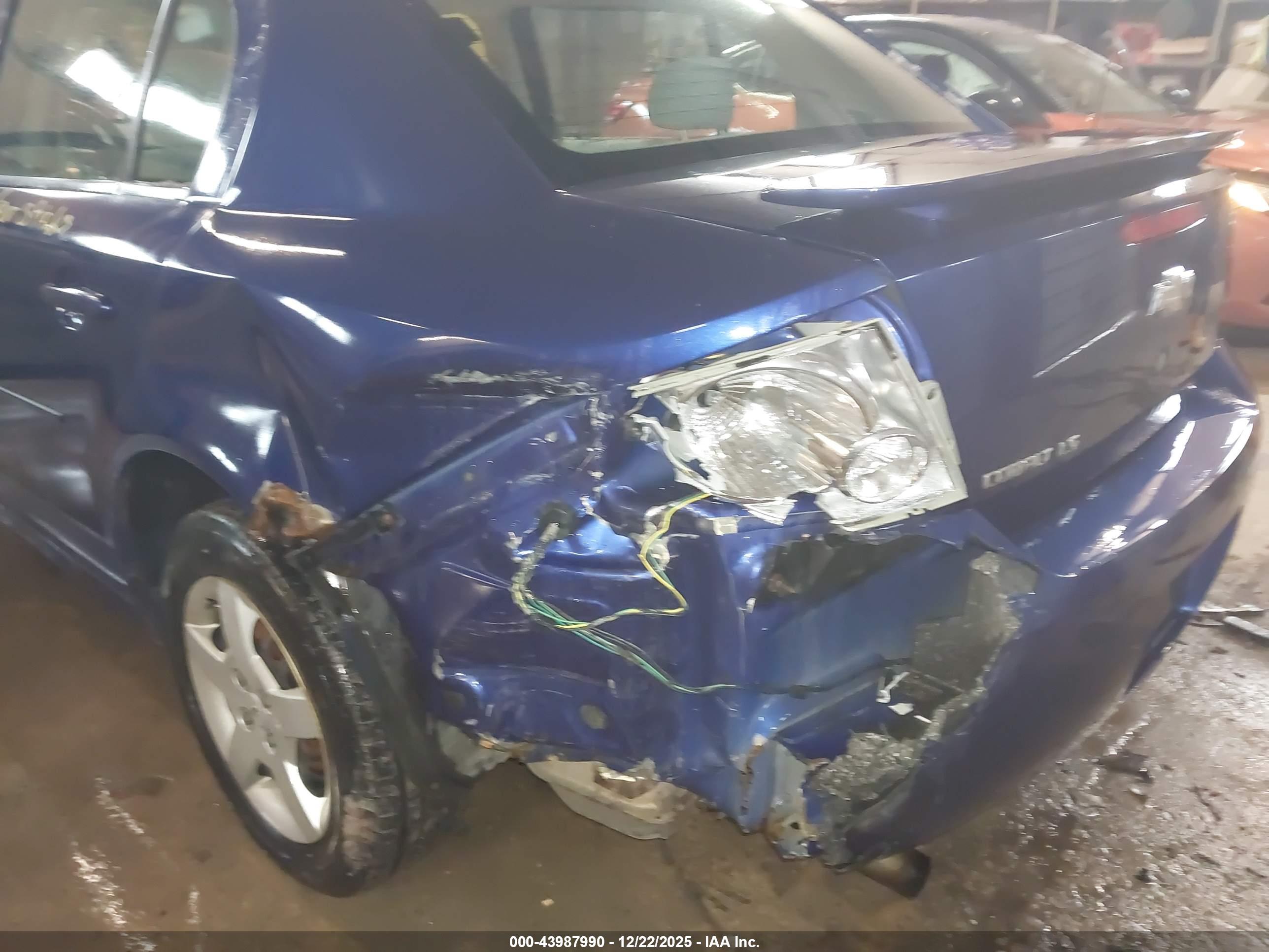 CHEVROLET COBALT image 6