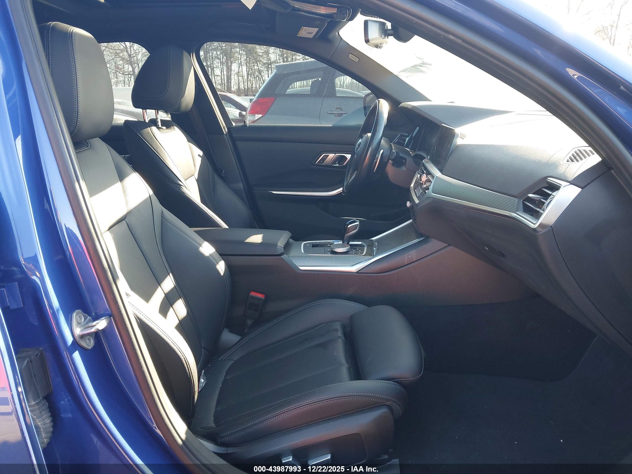 BMW 330I image 5