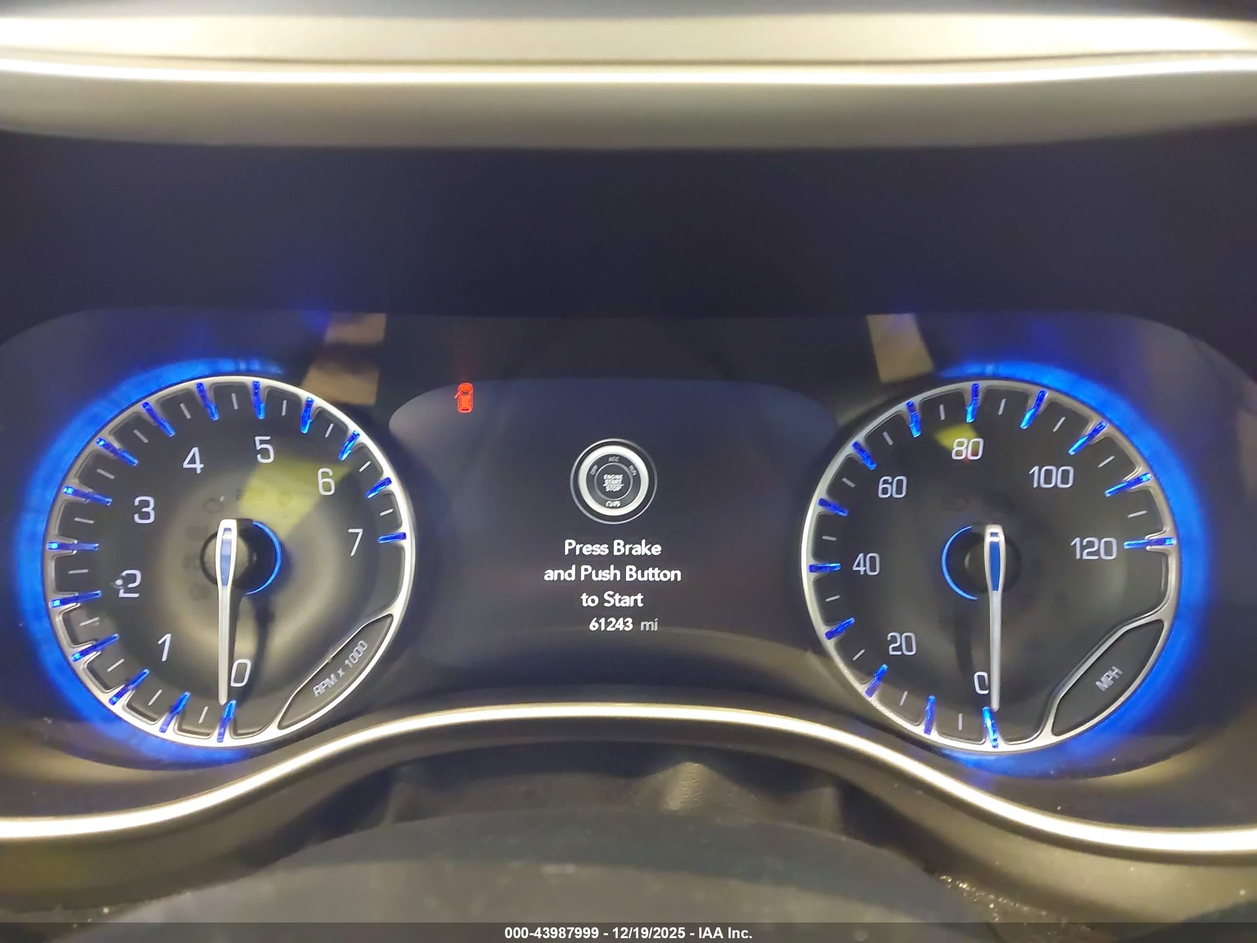 CHRYSLER PACIFICA image 7