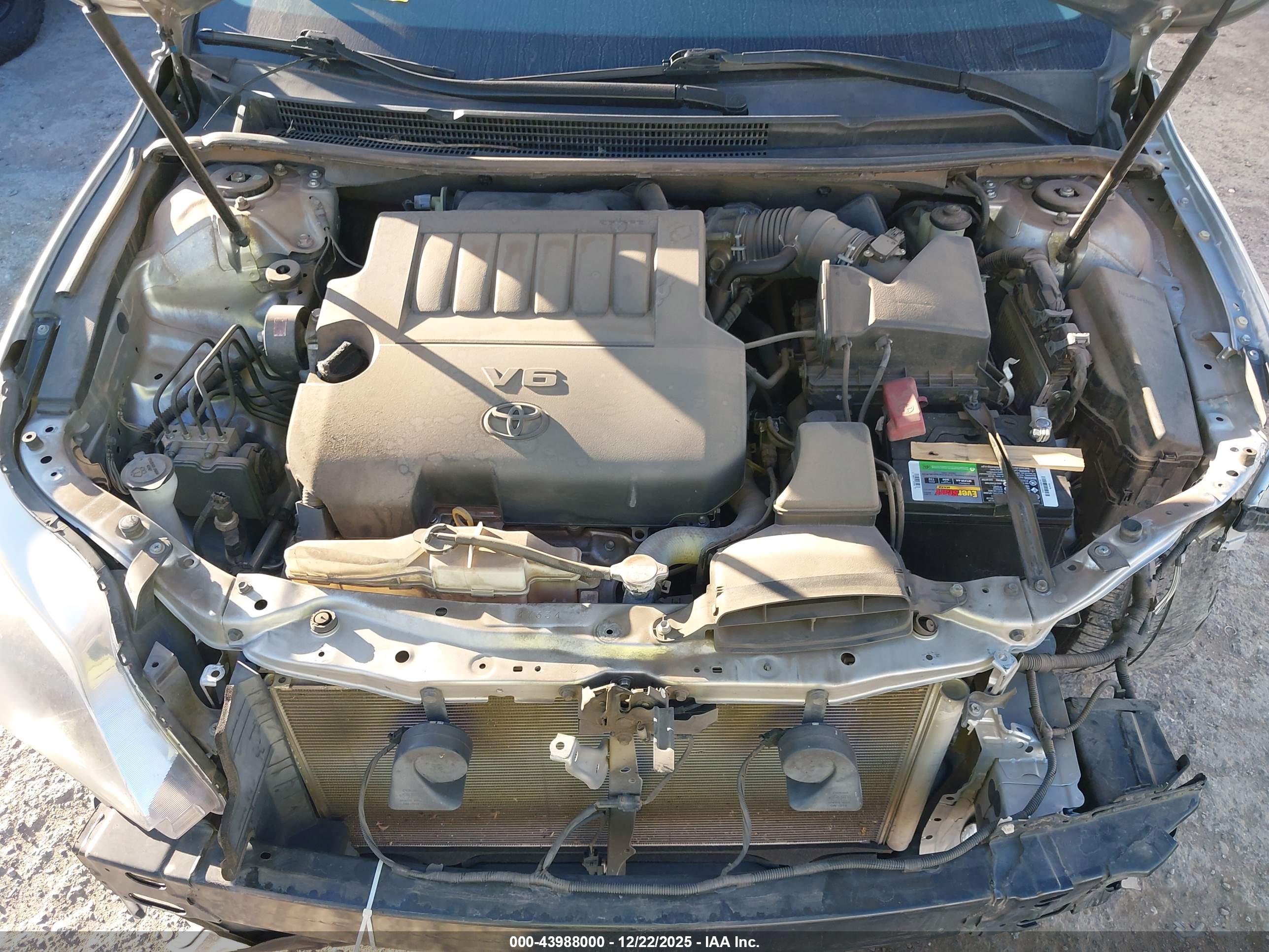 TOYOTA AVALON image 10