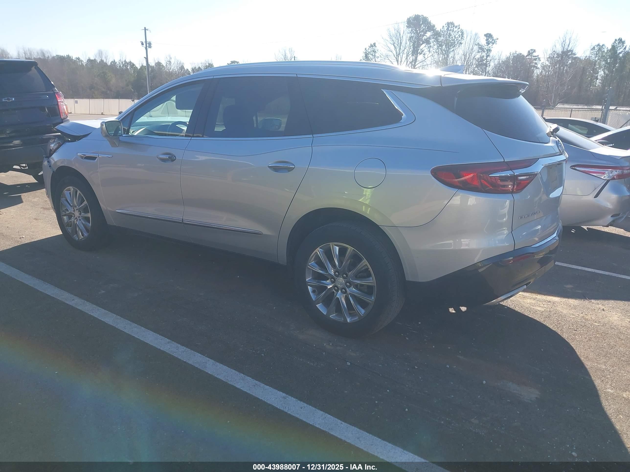 BUICK ENCLAVE image 3
