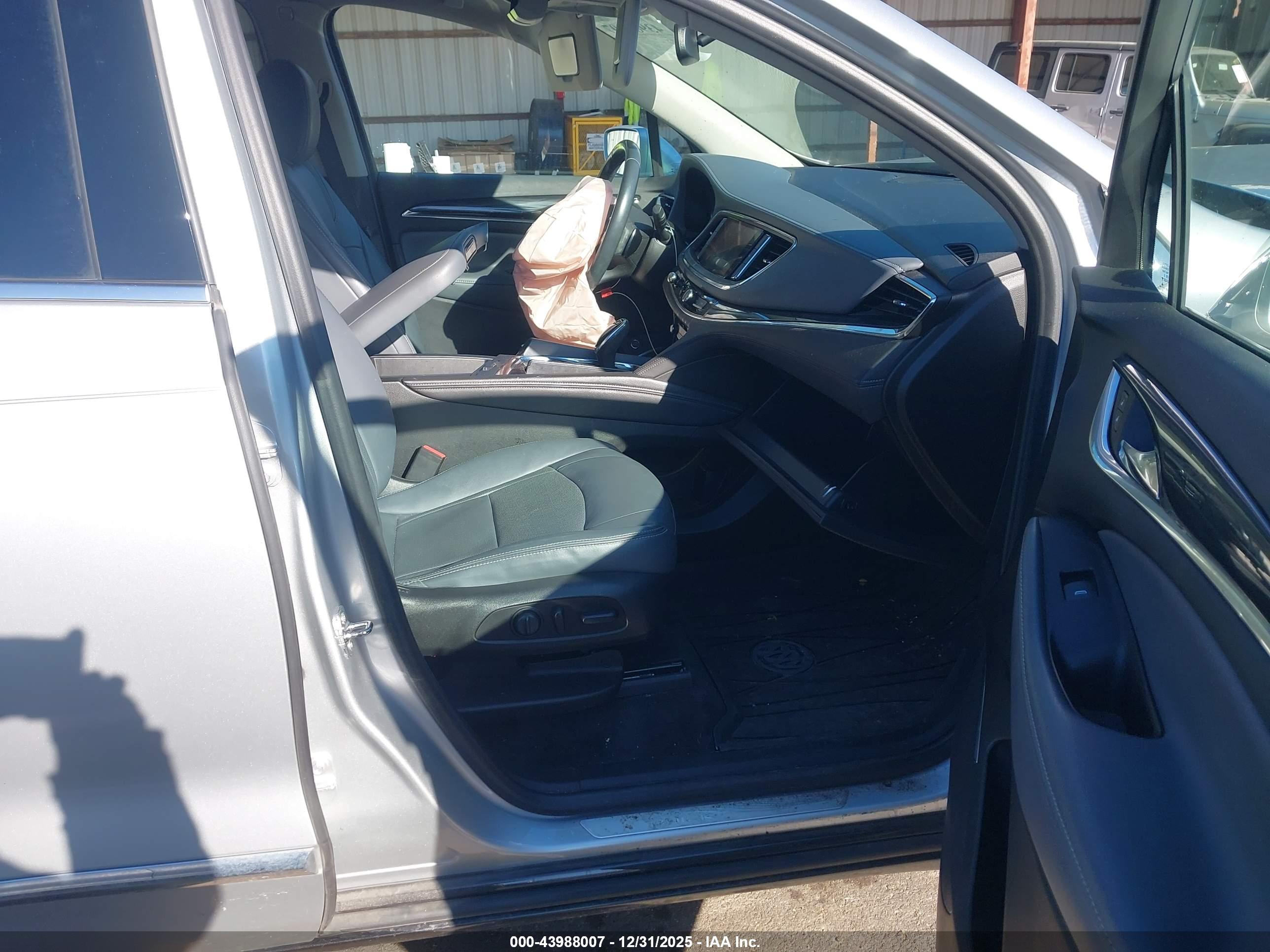 BUICK ENCLAVE image 5