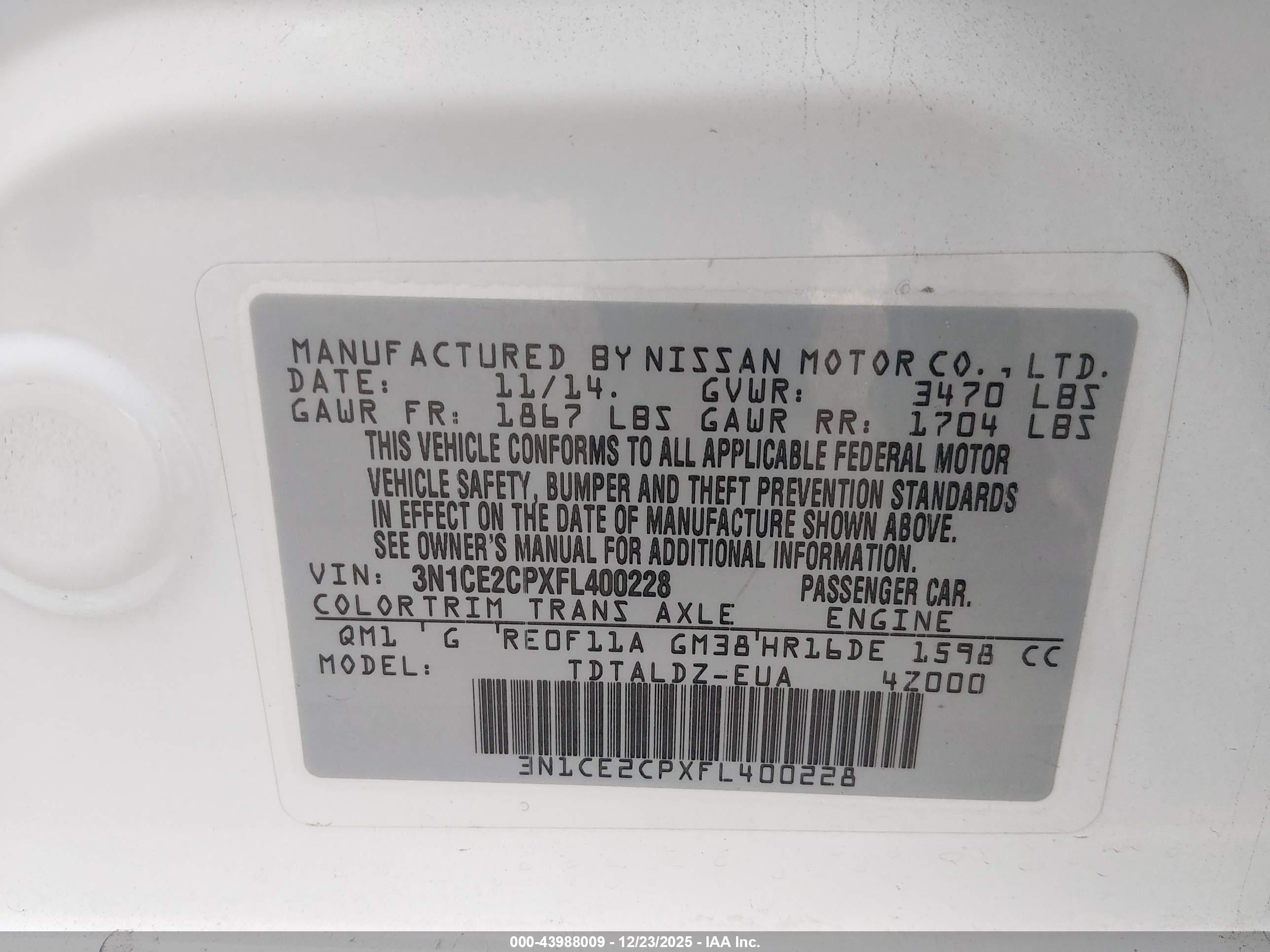 NISSAN VERSA image 9