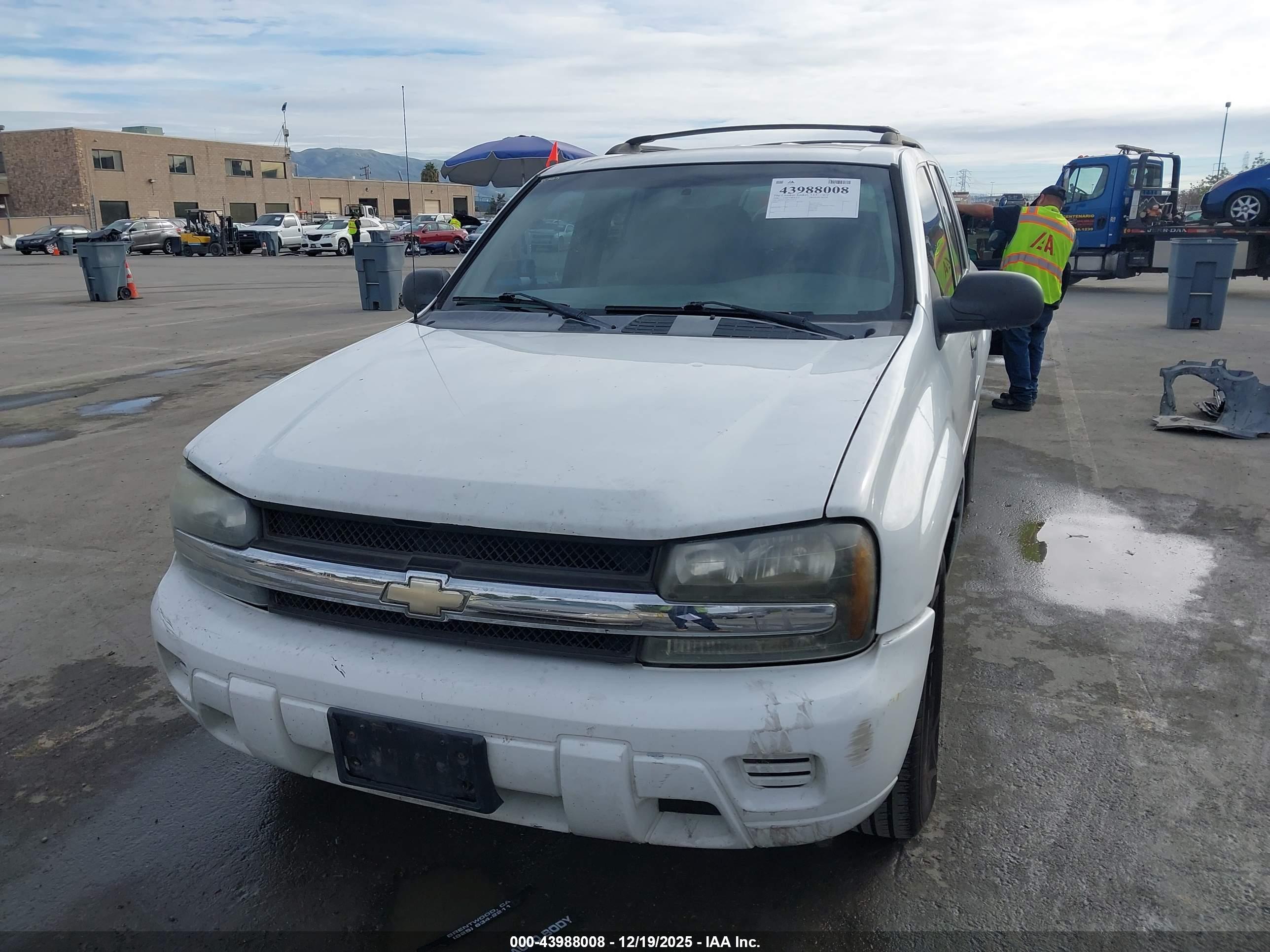 CHEVROLET TRAILBLAZER image 6