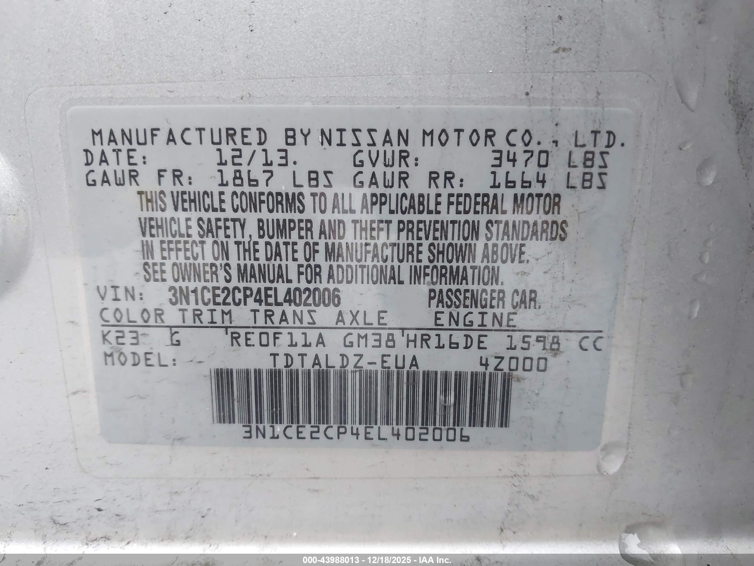 NISSAN VERSA image 9