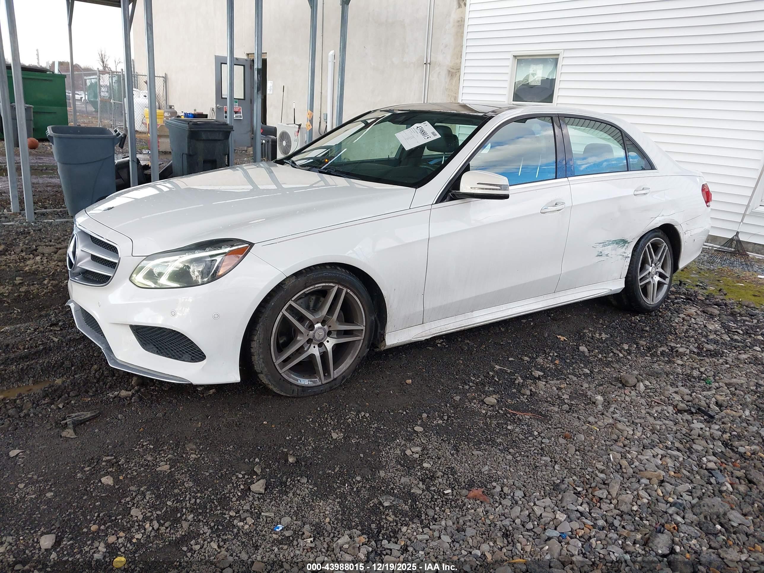 MERCEDES-BENZ E image 2