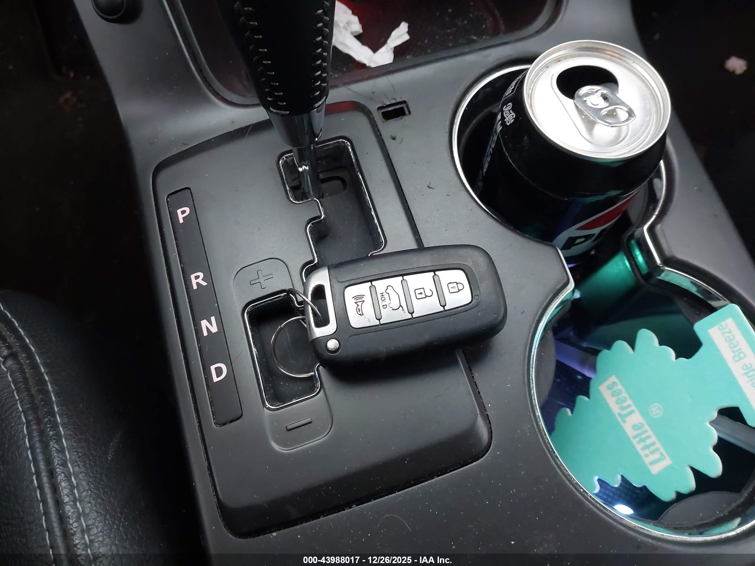 KIA SORENTO image 11